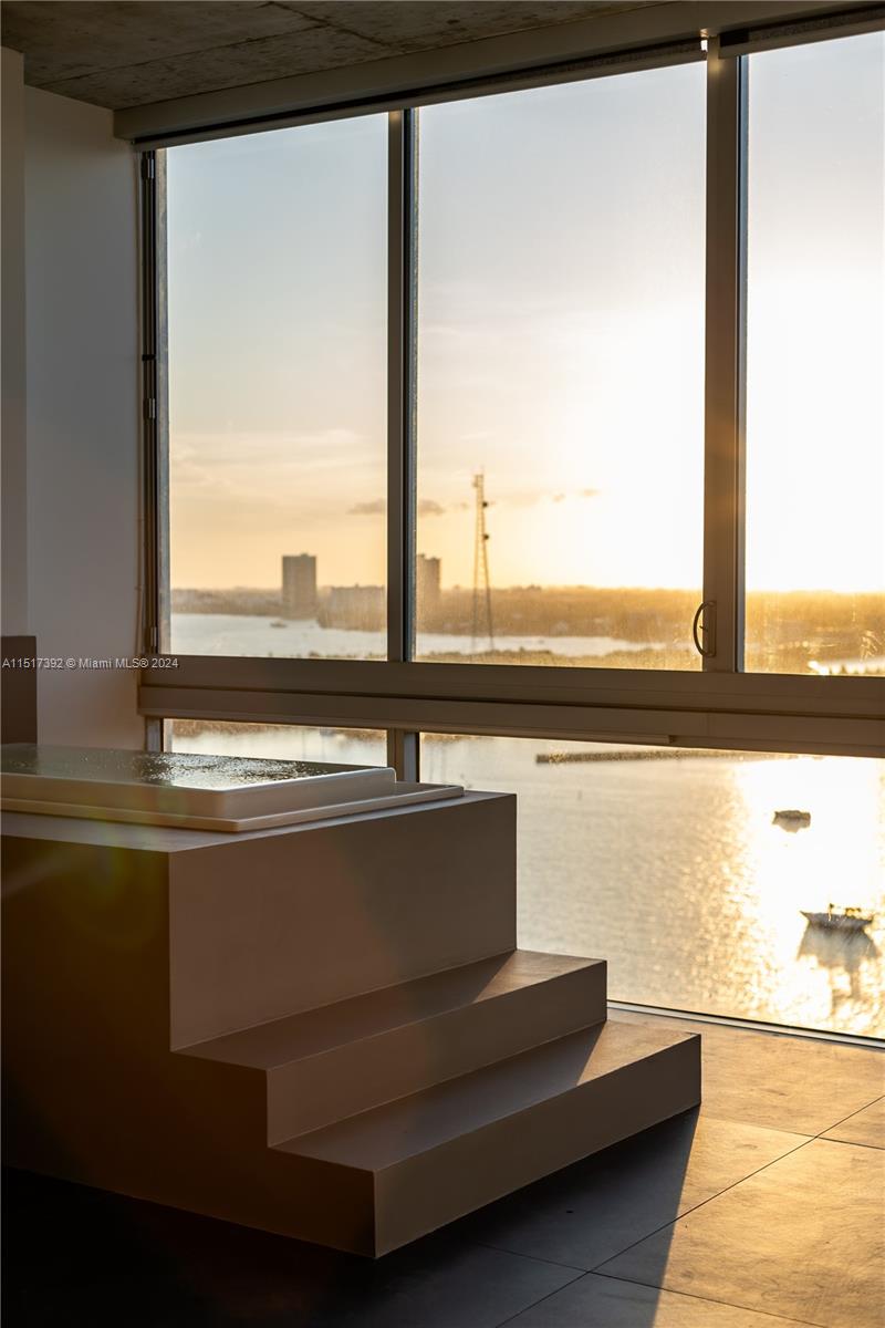 7934 West Dr 1401, North Bay Village, Florida 33141, 2 Bedrooms Bedrooms, ,2 BathroomsBathrooms,Residentiallease,For Rent,7934 West Dr 1401,A11517392