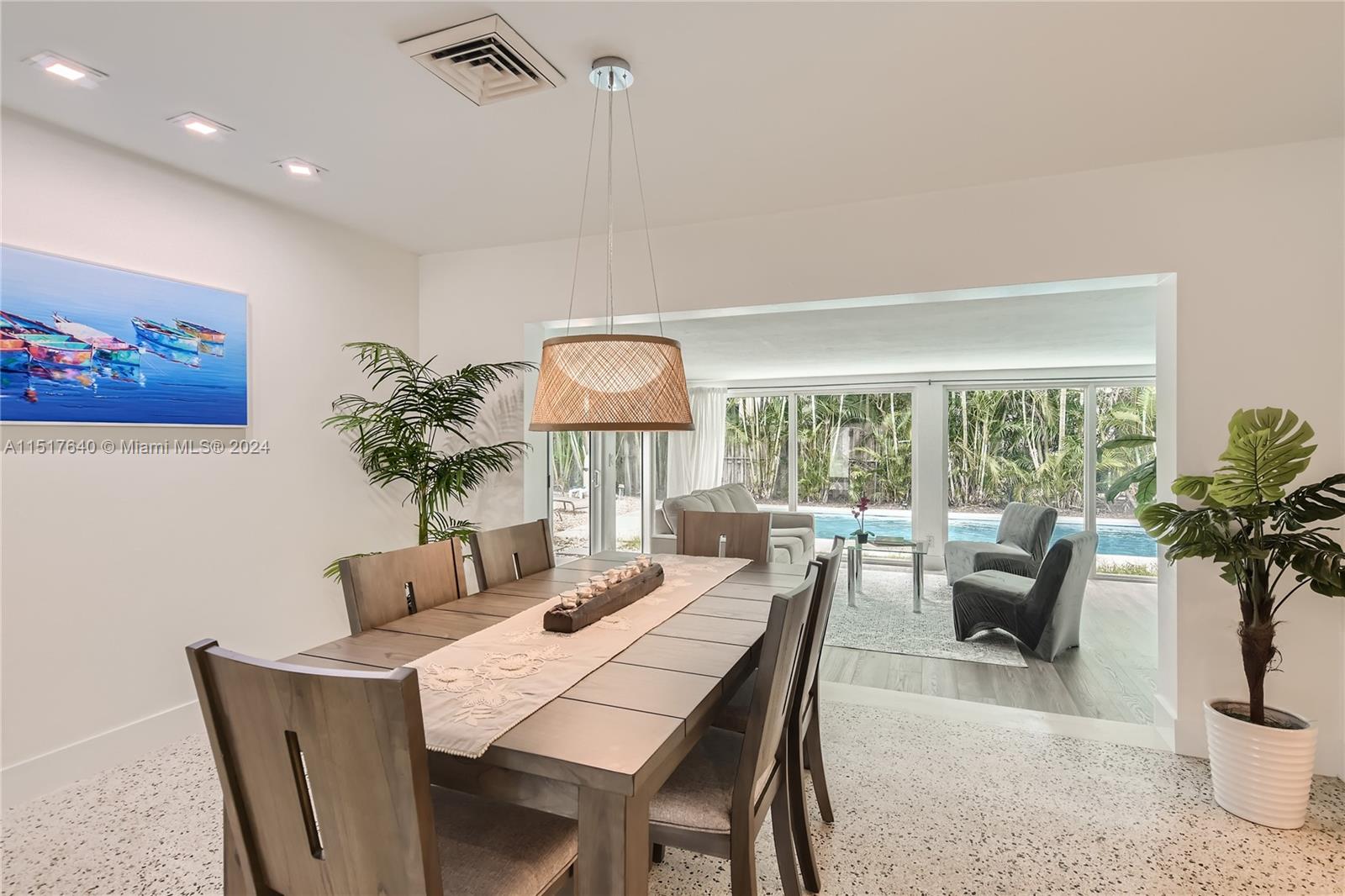 262 Bombay Ave, Lauderdale By The Sea, Florida 33308, 2 Bedrooms Bedrooms, ,3 BathroomsBathrooms,Residentiallease,For Rent,262 Bombay Ave,A11517640