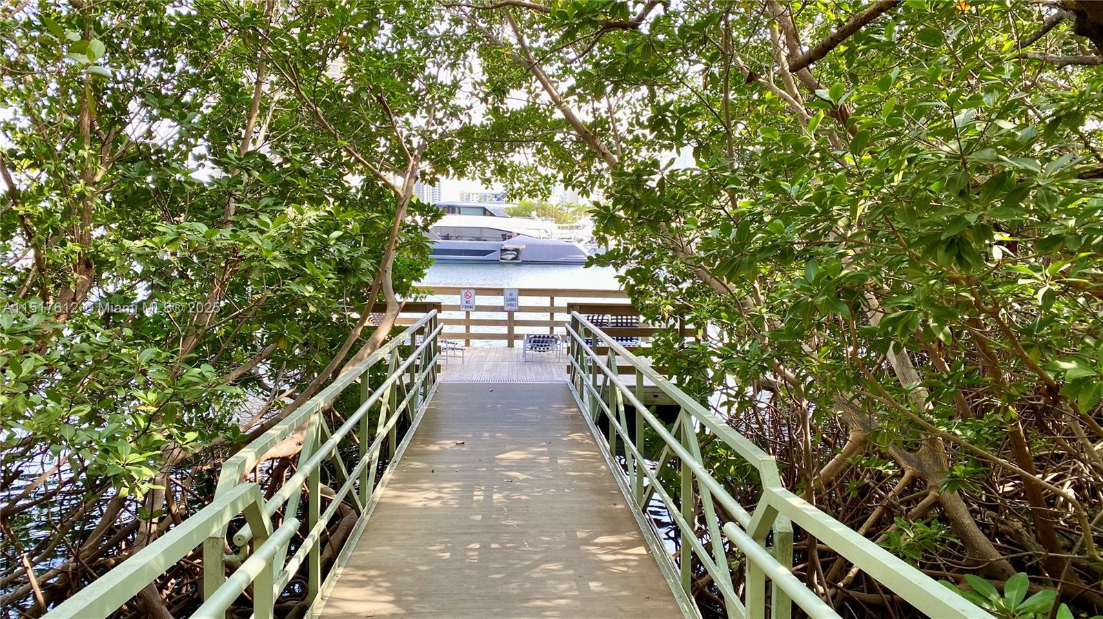 19901 Country Club Dr, Aventura, FL, 33180 United States, 1 Bedroom Bedrooms, ,1 BathroomBathrooms,Residential,For Sale,Country Club Dr,A11517612