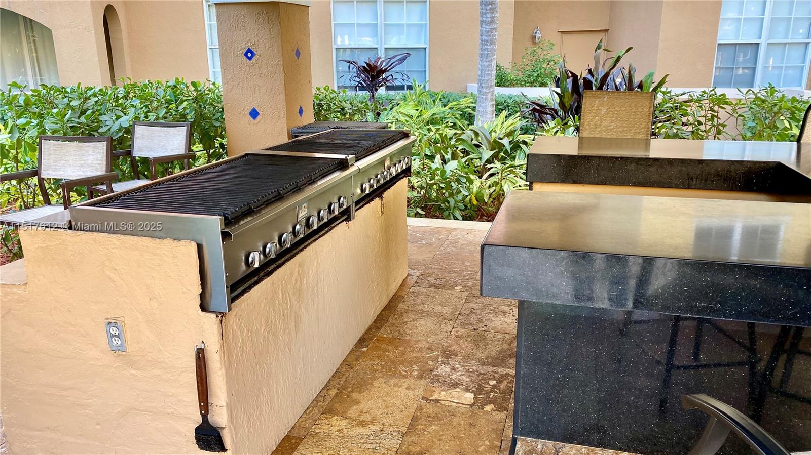 19901 Country Club Dr, Aventura, FL, 33180 United States, 1 Bedroom Bedrooms, ,1 BathroomBathrooms,Residential,For Sale,Country Club Dr,A11517612