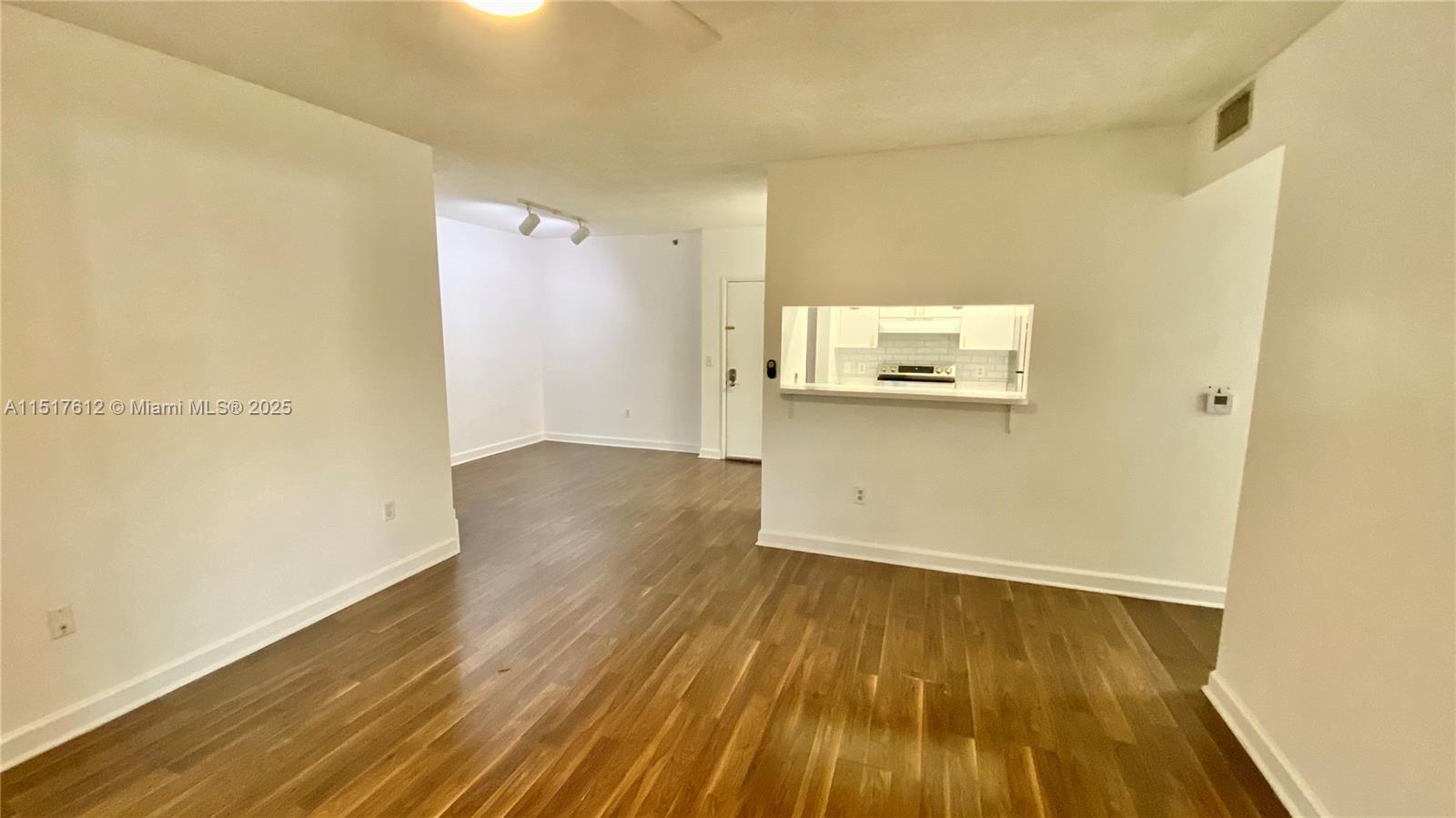 19901 Country Club Dr, Aventura, FL, 33180 United States, 1 Bedroom Bedrooms, ,1 BathroomBathrooms,Residential,For Sale,Country Club Dr,A11517612