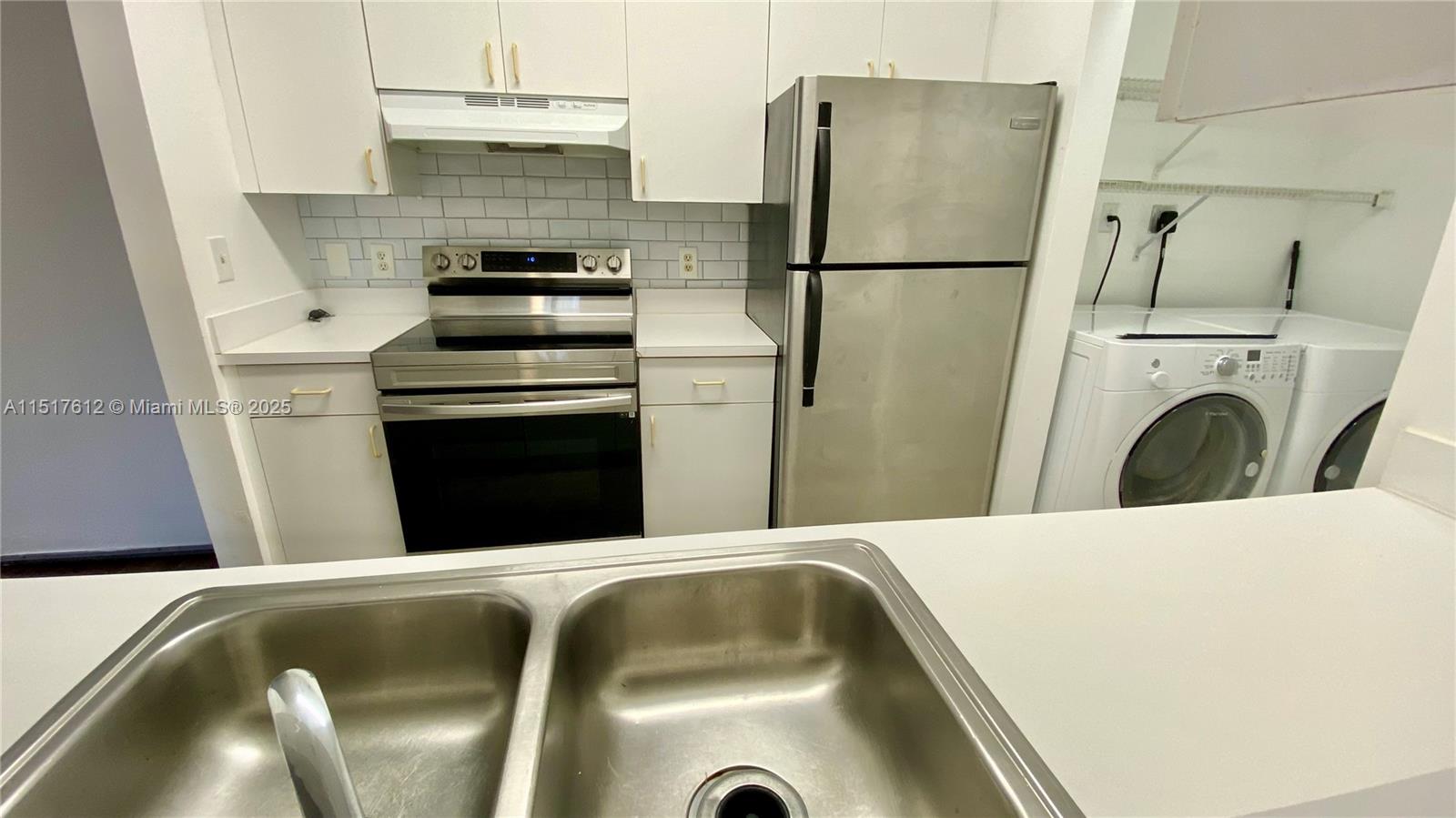 19901 Country Club Dr, Aventura, FL, 33180 United States, 1 Bedroom Bedrooms, ,1 BathroomBathrooms,Residential,For Sale,Country Club Dr,A11517612