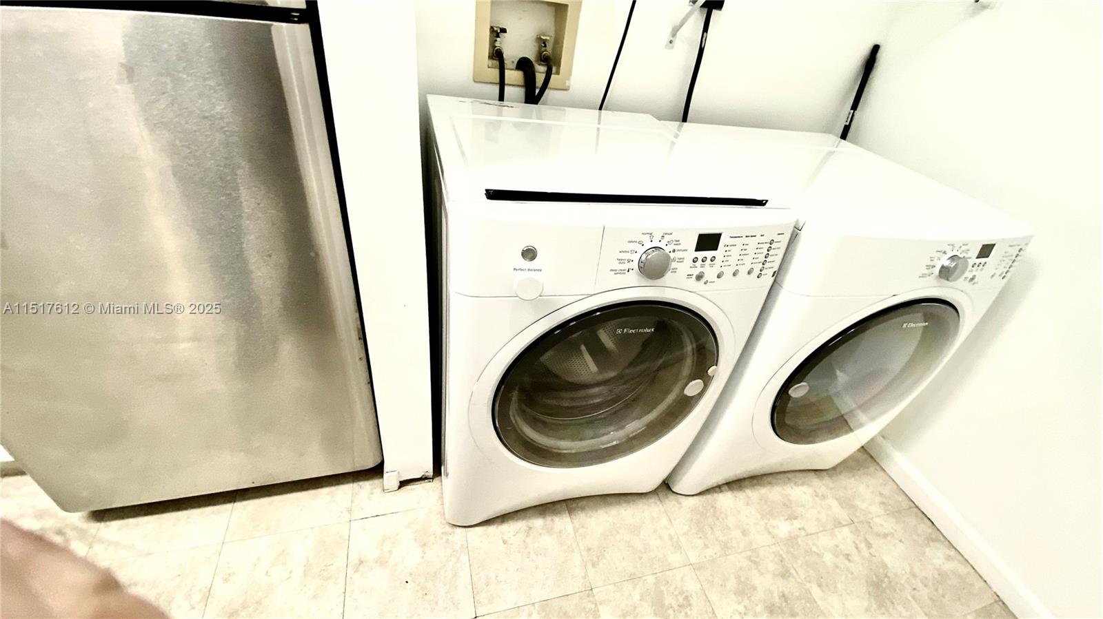 19901 Country Club Dr, Aventura, FL, 33180 United States, 1 Bedroom Bedrooms, ,1 BathroomBathrooms,Residential,For Sale,Country Club Dr,A11517612