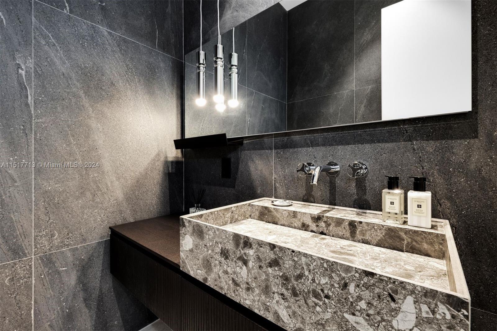 1098 Venetian Dr, Miami, FL, 33139 United States, 5 Bedrooms Bedrooms, ,5 BathroomsBathrooms,Residential,For Sale,Venetian Dr,A11517713