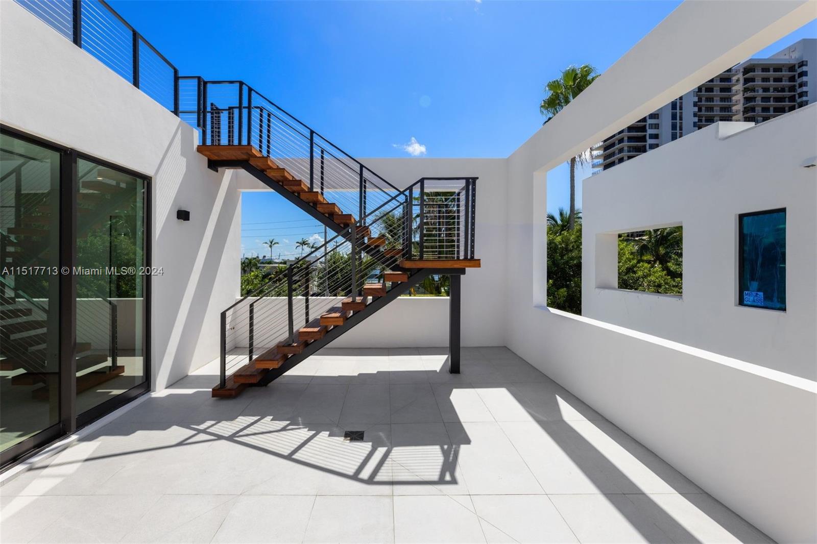 1098 Venetian Dr, Miami, FL, 33139 United States, 5 Bedrooms Bedrooms, ,5 BathroomsBathrooms,Residential,For Sale,Venetian Dr,A11517713