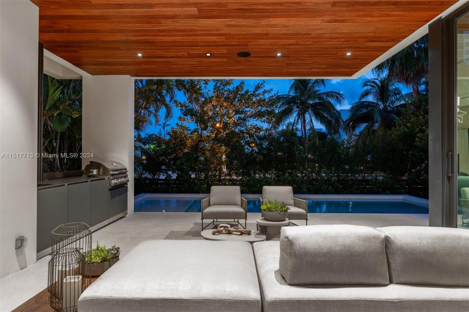 1098 N Venetian Dr, Miami, Florida 33139, 5 Bedrooms Bedrooms, ,5 BathroomsBathrooms,Residential,For Sale,1098 N Venetian Dr,A11517713