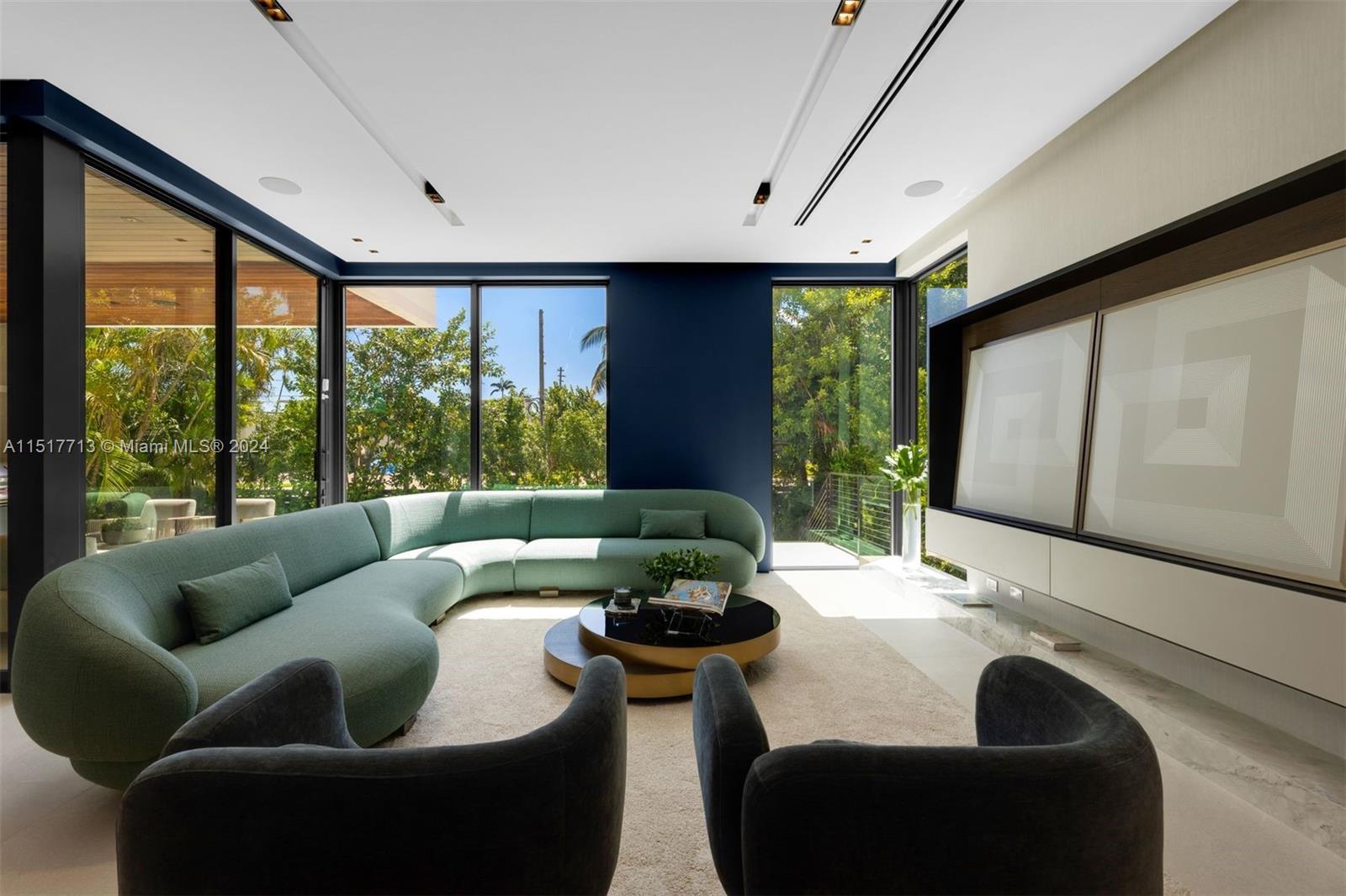 1098 Venetian Dr, Miami, FL, 33139 United States, 5 Bedrooms Bedrooms, ,5 BathroomsBathrooms,Residential,For Sale,Venetian Dr,A11517713