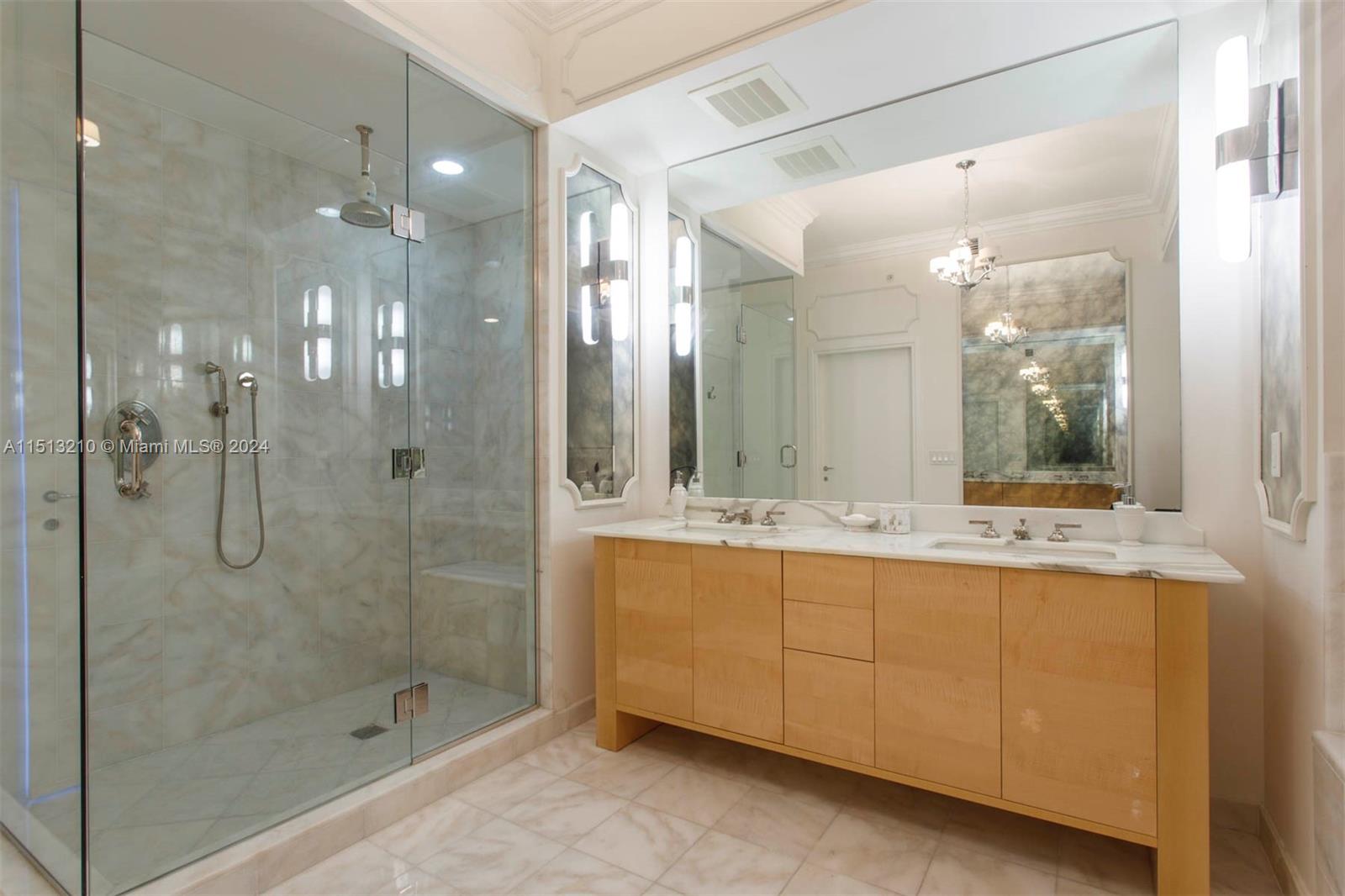 50 Pointe Dr, Miami Beach, FL, 33139 United States, 3 Bedrooms Bedrooms, ,4 BathroomsBathrooms,Residential,For Sale,Pointe Dr,A11513210