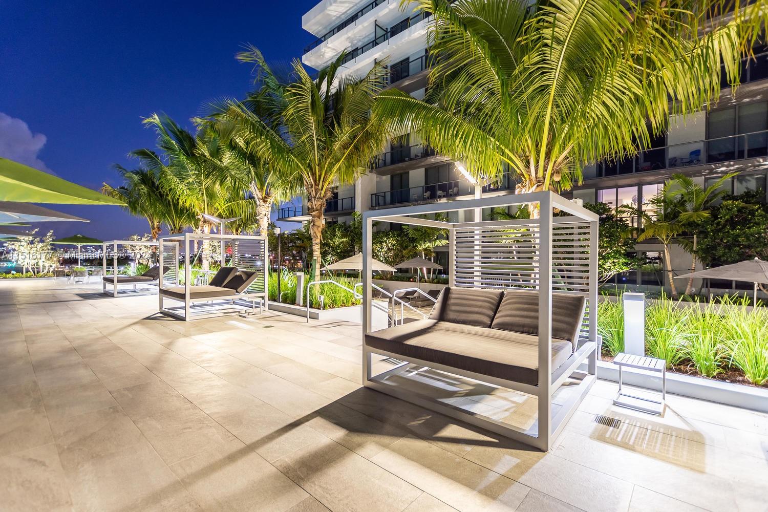 2960 207th St, Aventura, FL, 33180 United States, 2 Bedrooms Bedrooms, ,2 BathroomsBathrooms,Residential,For Sale,207th St,A11516177