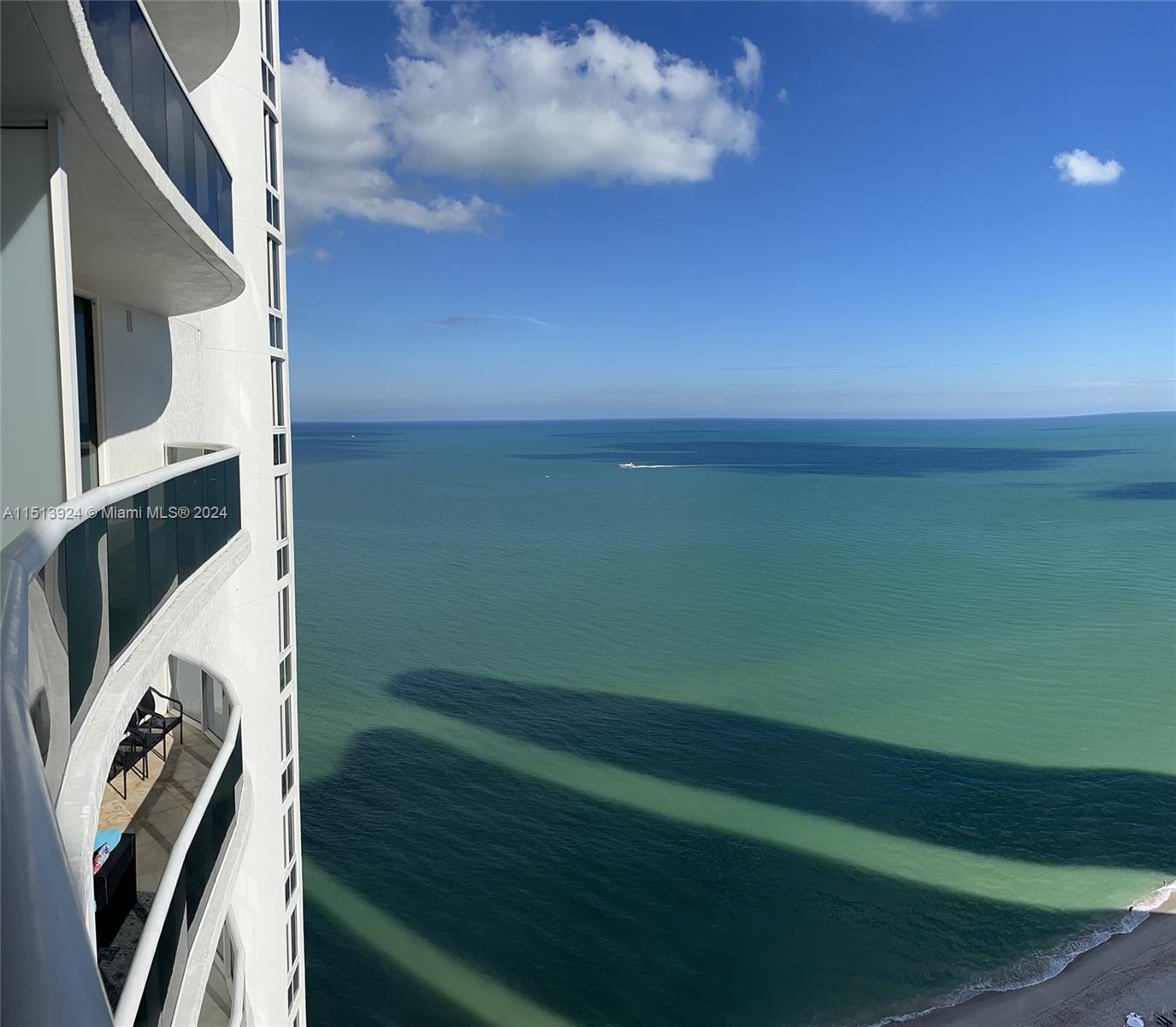 16001 Collins Ave 1402, Sunny Isles Beach, Florida 33160, 3 Bedrooms Bedrooms, ,3 BathroomsBathrooms,Residentiallease,For Rent,16001 Collins Ave 1402,A11513924