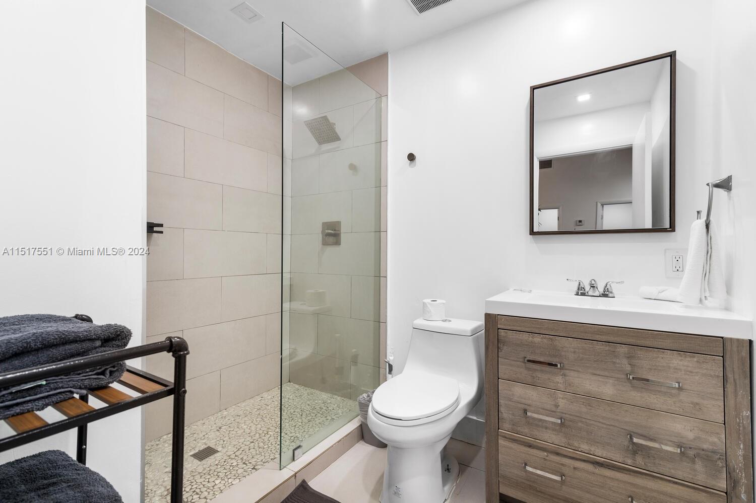 870 NE 82nd St, Miami, Florida 33138, 5 Bedrooms Bedrooms, ,5 BathroomsBathrooms,Residentiallease,For Rent,870 NE 82nd St,A11517551