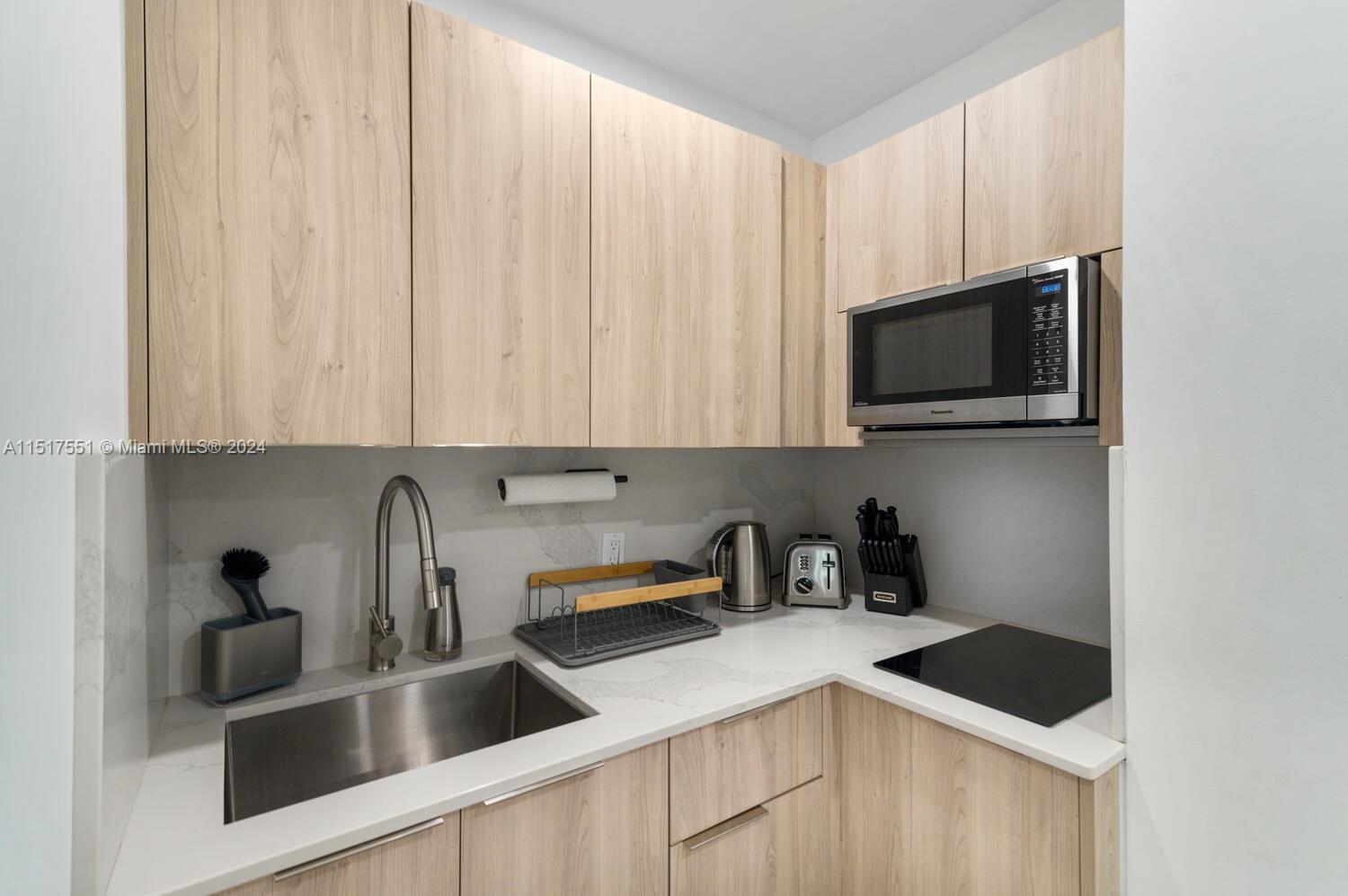 870 NE 82nd St, Miami, Florida 33138, 5 Bedrooms Bedrooms, ,5 BathroomsBathrooms,Residentiallease,For Rent,870 NE 82nd St,A11517551