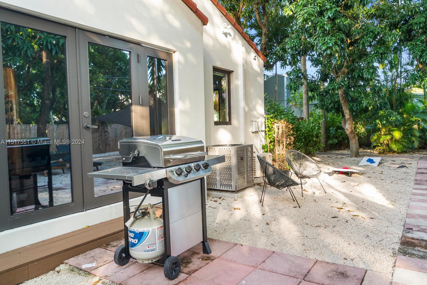 870 NE 82nd St, Miami, Florida 33138, 5 Bedrooms Bedrooms, ,5 BathroomsBathrooms,Residentiallease,For Rent,870 NE 82nd St,A11517551