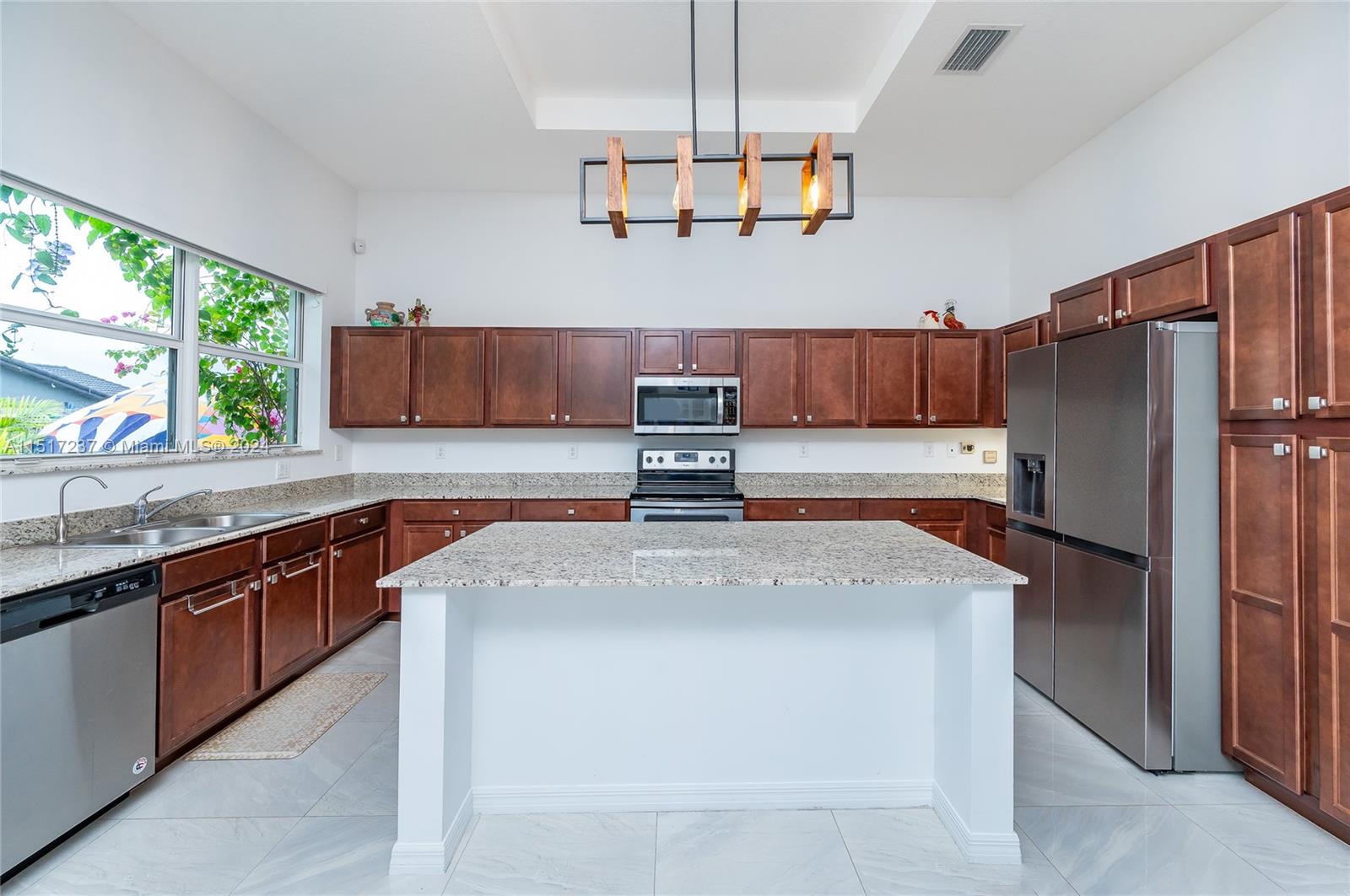 14952 SW 177th Ter, Miami, Florida 33187, 4 Bedrooms Bedrooms, ,3 BathroomsBathrooms,Residential,For Sale,14952 SW 177th Ter,A11517237