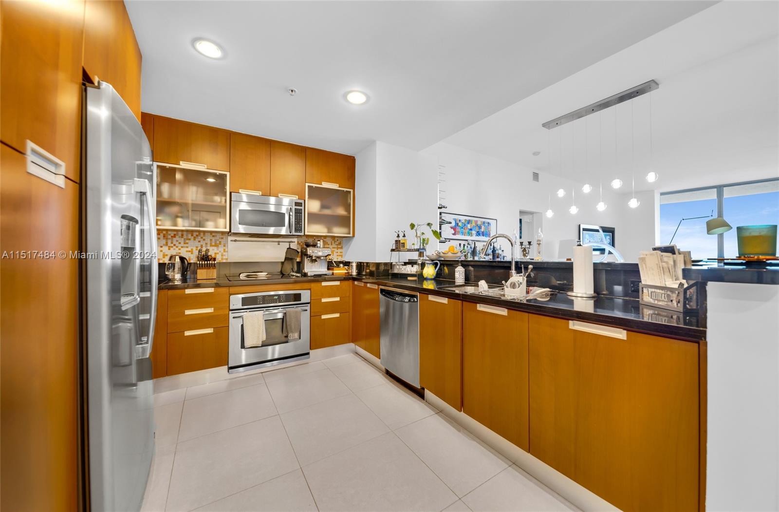 7901 Hispanola Ave 805, North Bay Village, Florida 33141, 2 Bedrooms Bedrooms, ,2 BathroomsBathrooms,Residentiallease,For Rent,7901 Hispanola Ave 805,A11517484