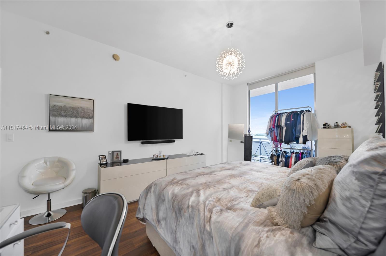 7901 Hispanola Ave 805, North Bay Village, Florida 33141, 2 Bedrooms Bedrooms, ,2 BathroomsBathrooms,Residentiallease,For Rent,7901 Hispanola Ave 805,A11517484