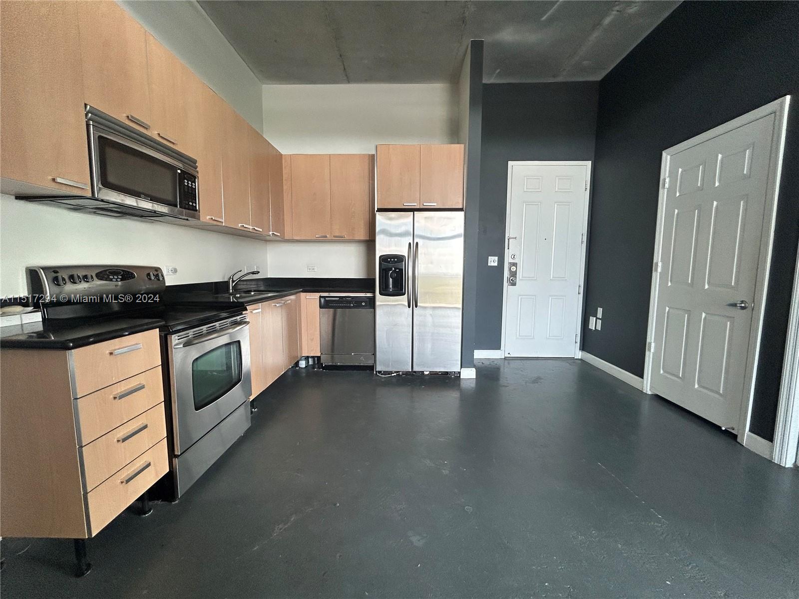 2100 Van Buren St 506, Hollywood, Florida 33020, 2 Bedrooms Bedrooms, ,2 BathroomsBathrooms,Residentiallease,For Rent,2100 Van Buren St 506,A11517294