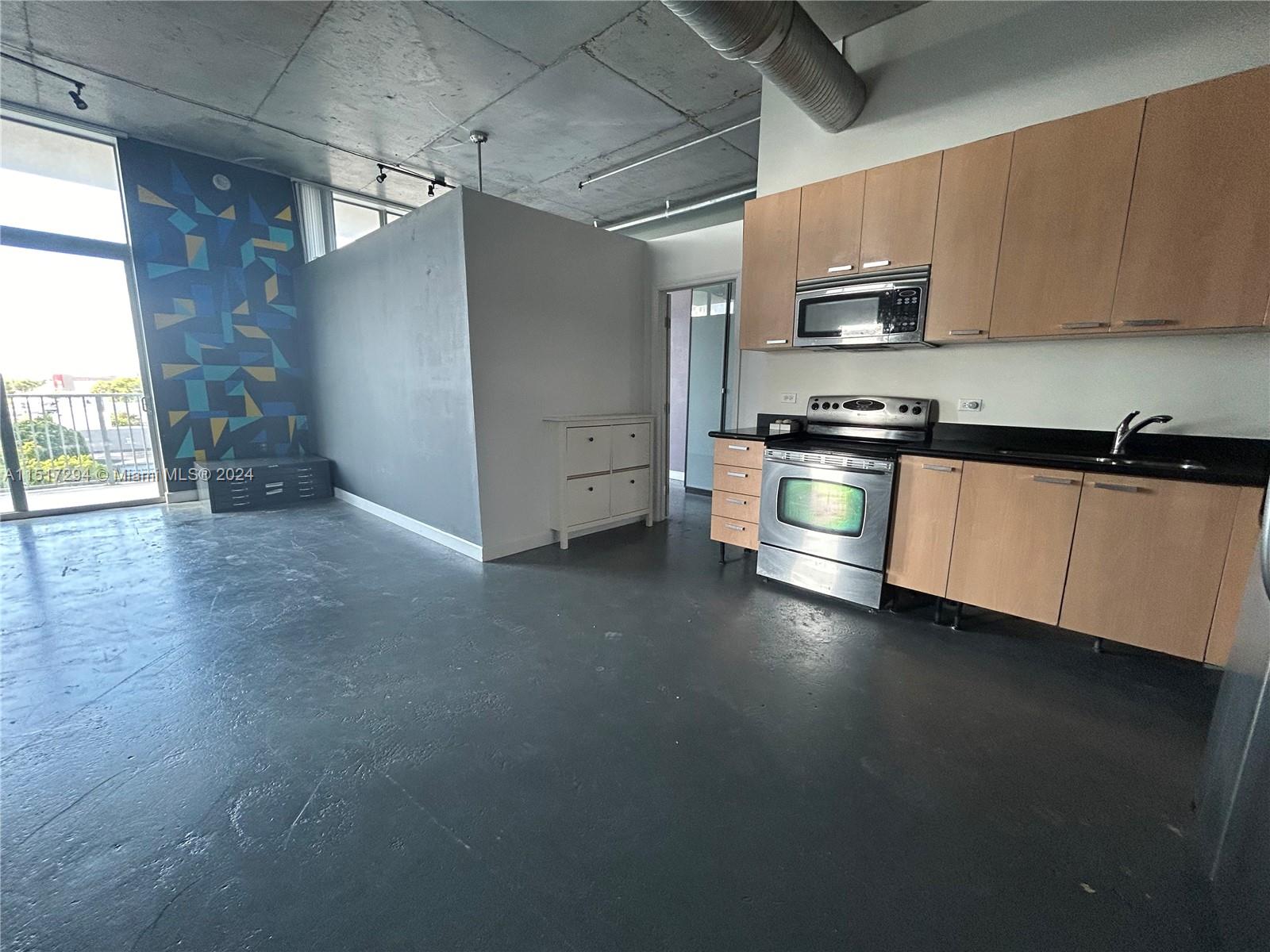 2100 Van Buren St 506, Hollywood, Florida 33020, 2 Bedrooms Bedrooms, ,2 BathroomsBathrooms,Residentiallease,For Rent,2100 Van Buren St 506,A11517294