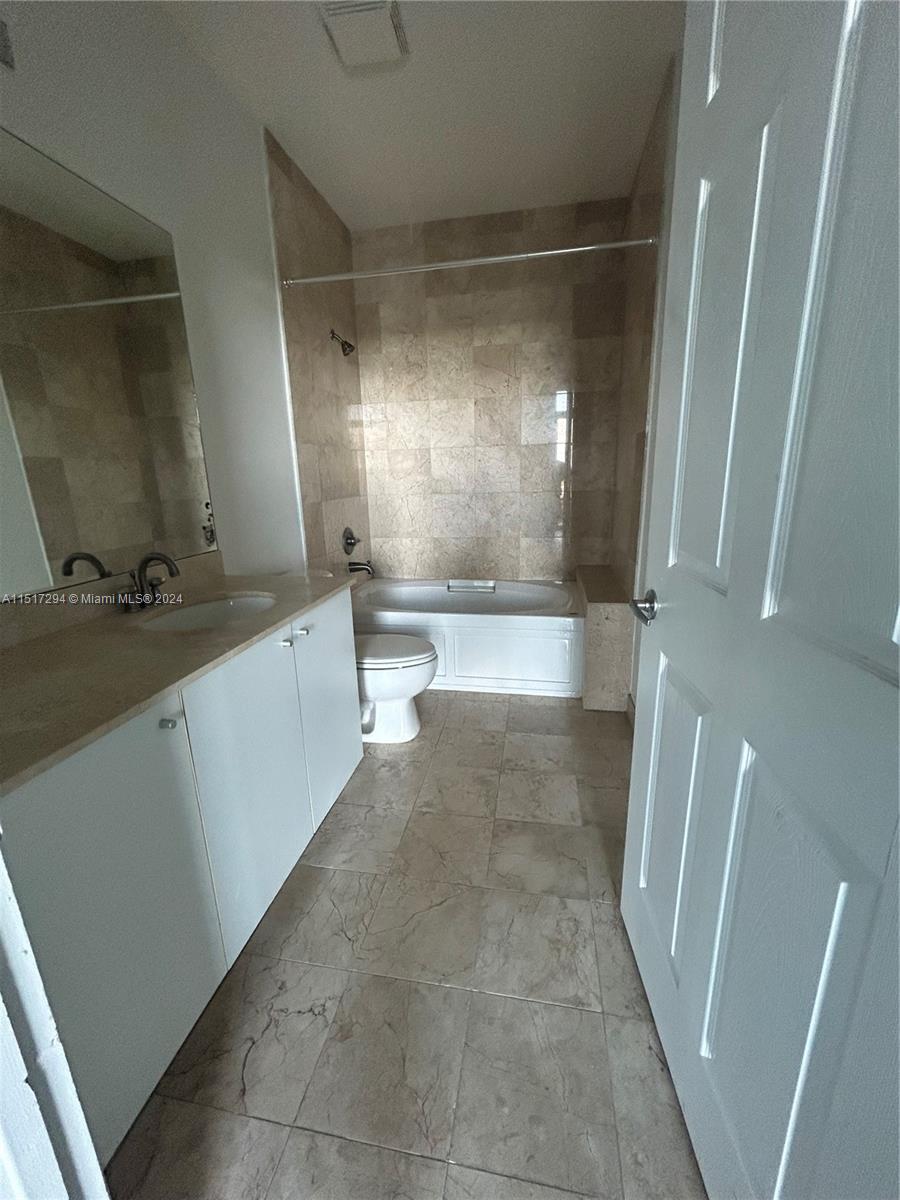 2100 Van Buren St 506, Hollywood, Florida 33020, 2 Bedrooms Bedrooms, ,2 BathroomsBathrooms,Residentiallease,For Rent,2100 Van Buren St 506,A11517294