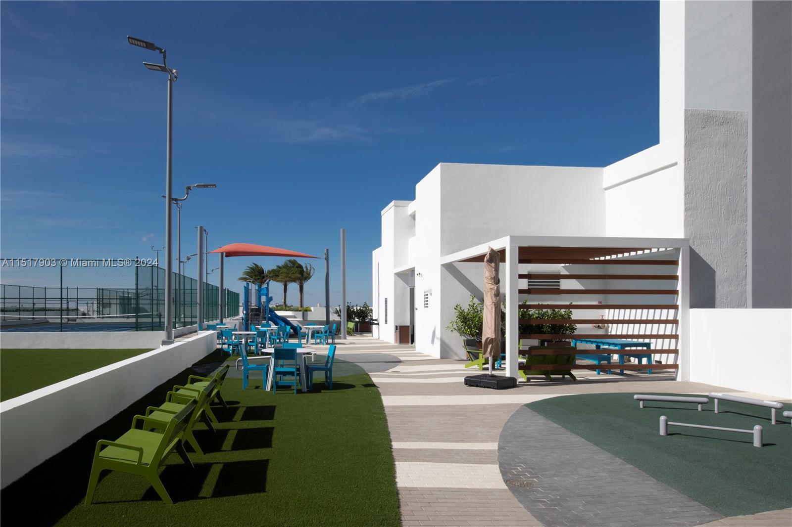 16385 Biscayne Blvd 2820, North Miami Beach, Florida 33160, 1 Bedroom Bedrooms, ,2 BathroomsBathrooms,Residentiallease,For Rent,16385 Biscayne Blvd 2820,A11517903