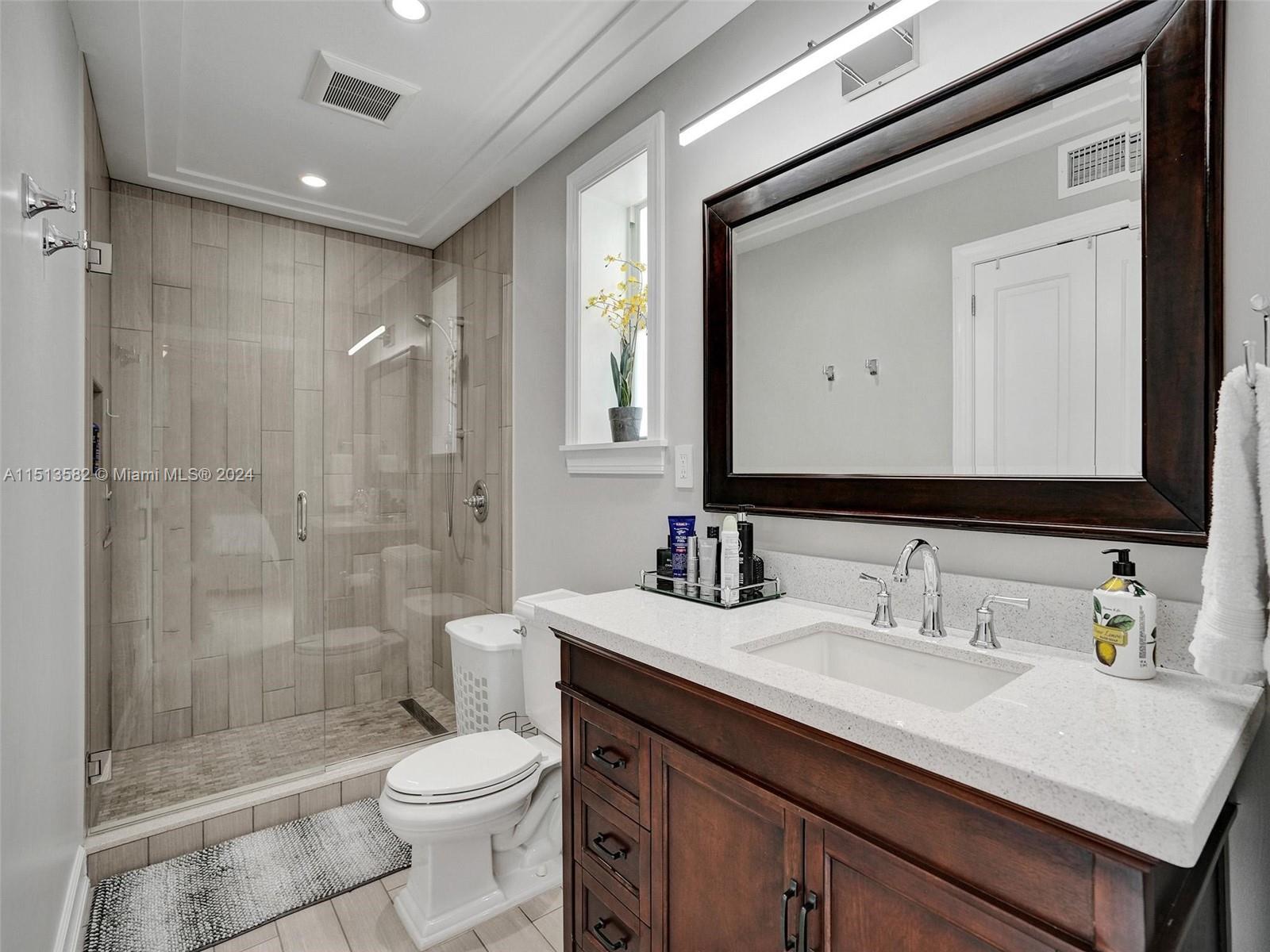 7525 Hispanola Ave, North Bay Village, Florida 33141, 3 Bedrooms Bedrooms, ,2 BathroomsBathrooms,Residentiallease,For Rent,7525 Hispanola Ave,A11513582