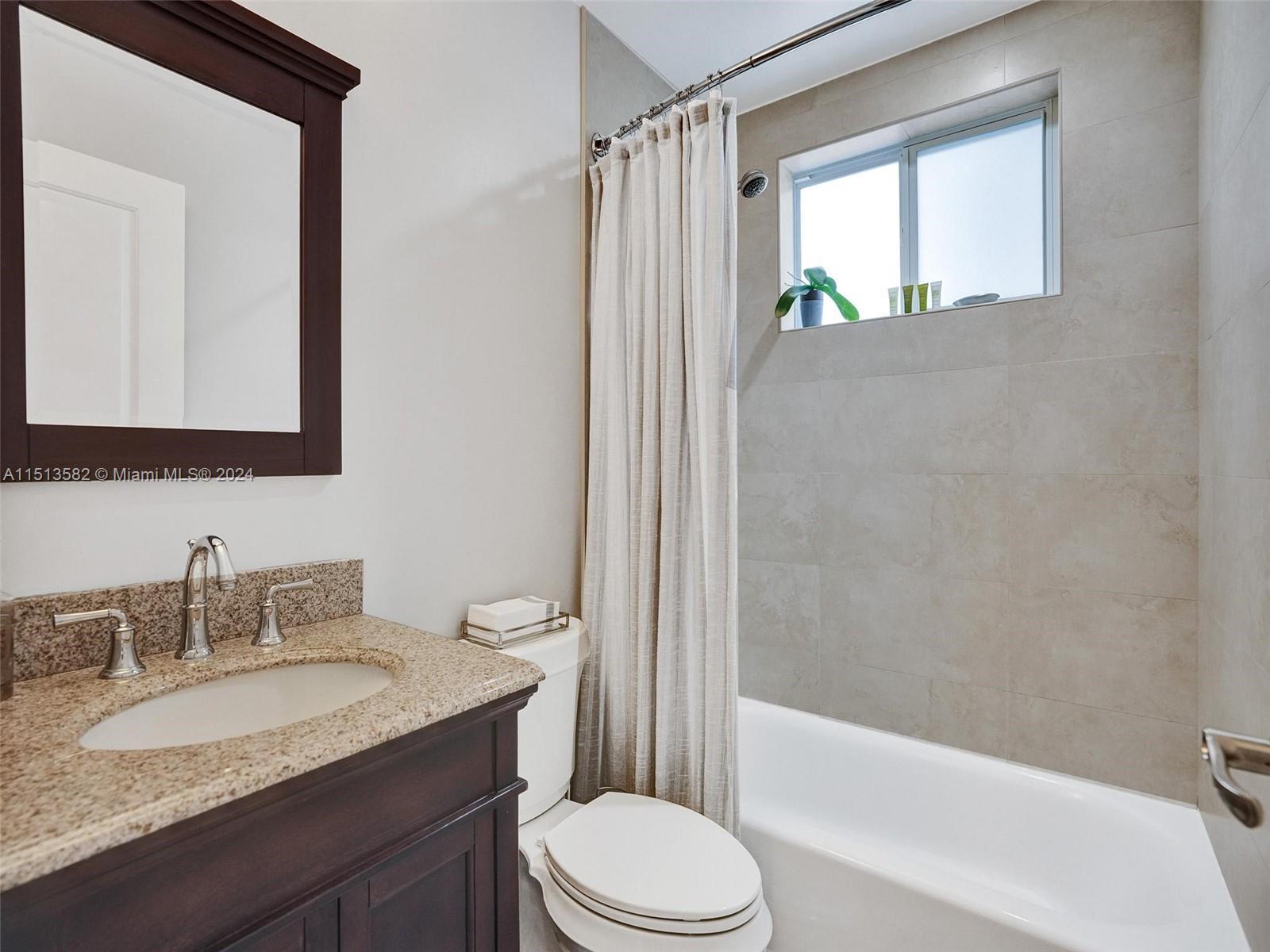 7525 Hispanola Ave, North Bay Village, Florida 33141, 3 Bedrooms Bedrooms, ,2 BathroomsBathrooms,Residentiallease,For Rent,7525 Hispanola Ave,A11513582