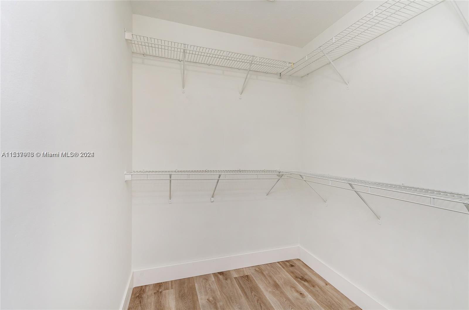 2909 SE 15th Ter 2909, Homestead, Florida 33035, 3 Bedrooms Bedrooms, ,2 BathroomsBathrooms,Residential,For Sale,2909 SE 15th Ter 2909,A11517908