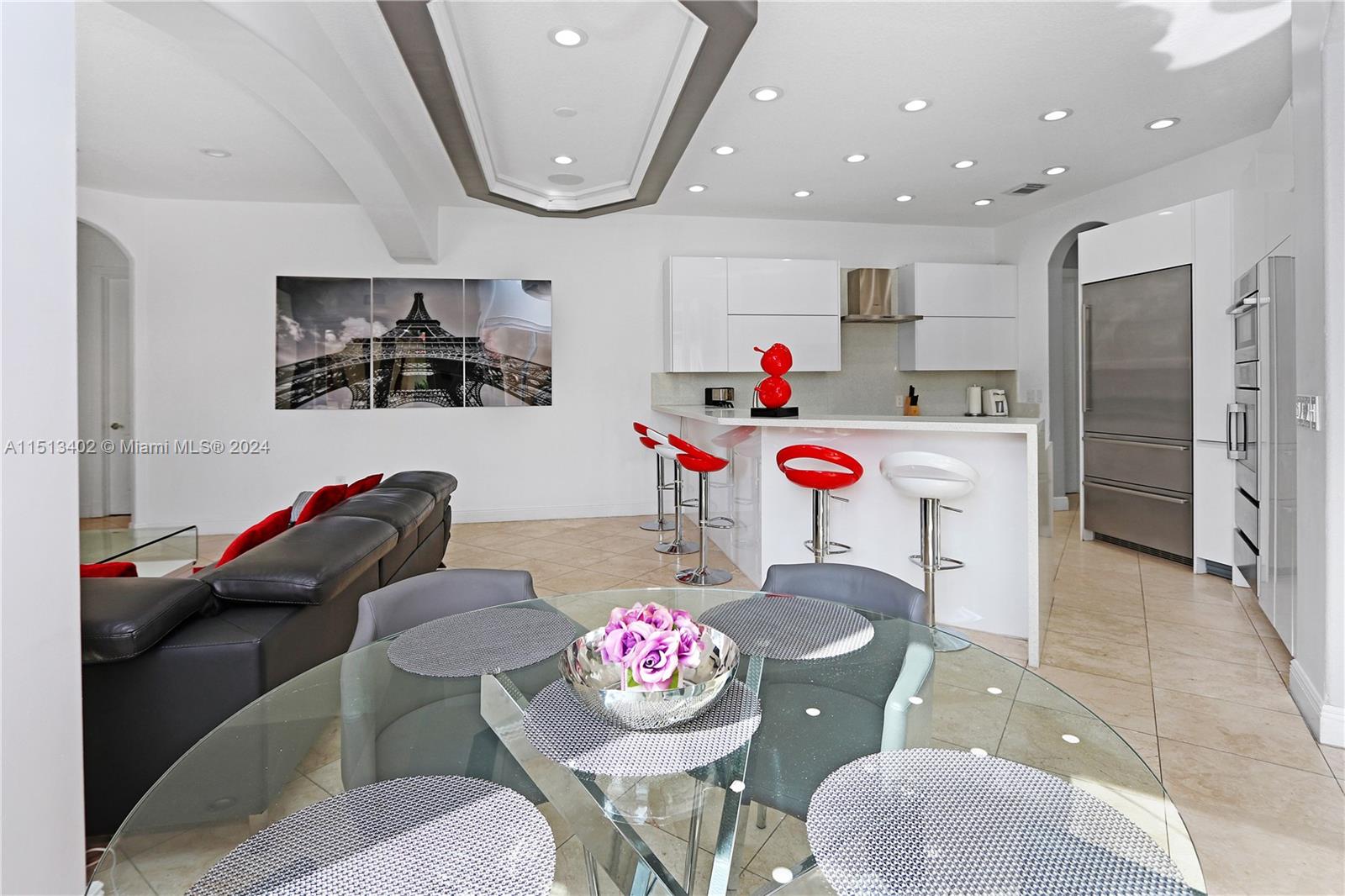 922 Washington St, Hollywood, FL, 33019 United States, 5 Bedrooms Bedrooms, ,4 BathroomsBathrooms,Residential,For Sale,Washington St,A11513402