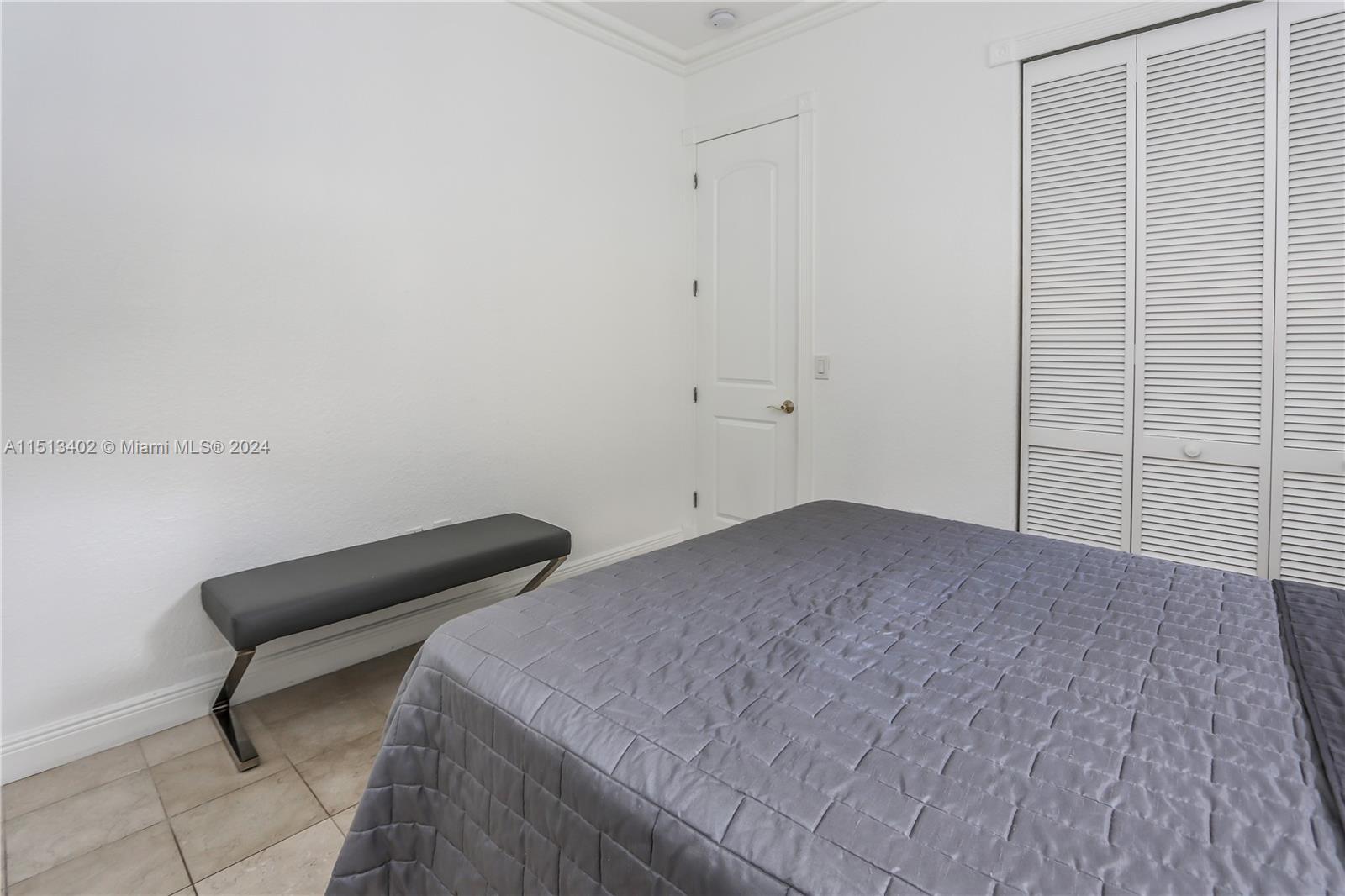 922 Washington St, Hollywood, FL, 33019 United States, 5 Bedrooms Bedrooms, ,4 BathroomsBathrooms,Residential,For Sale,Washington St,A11513402