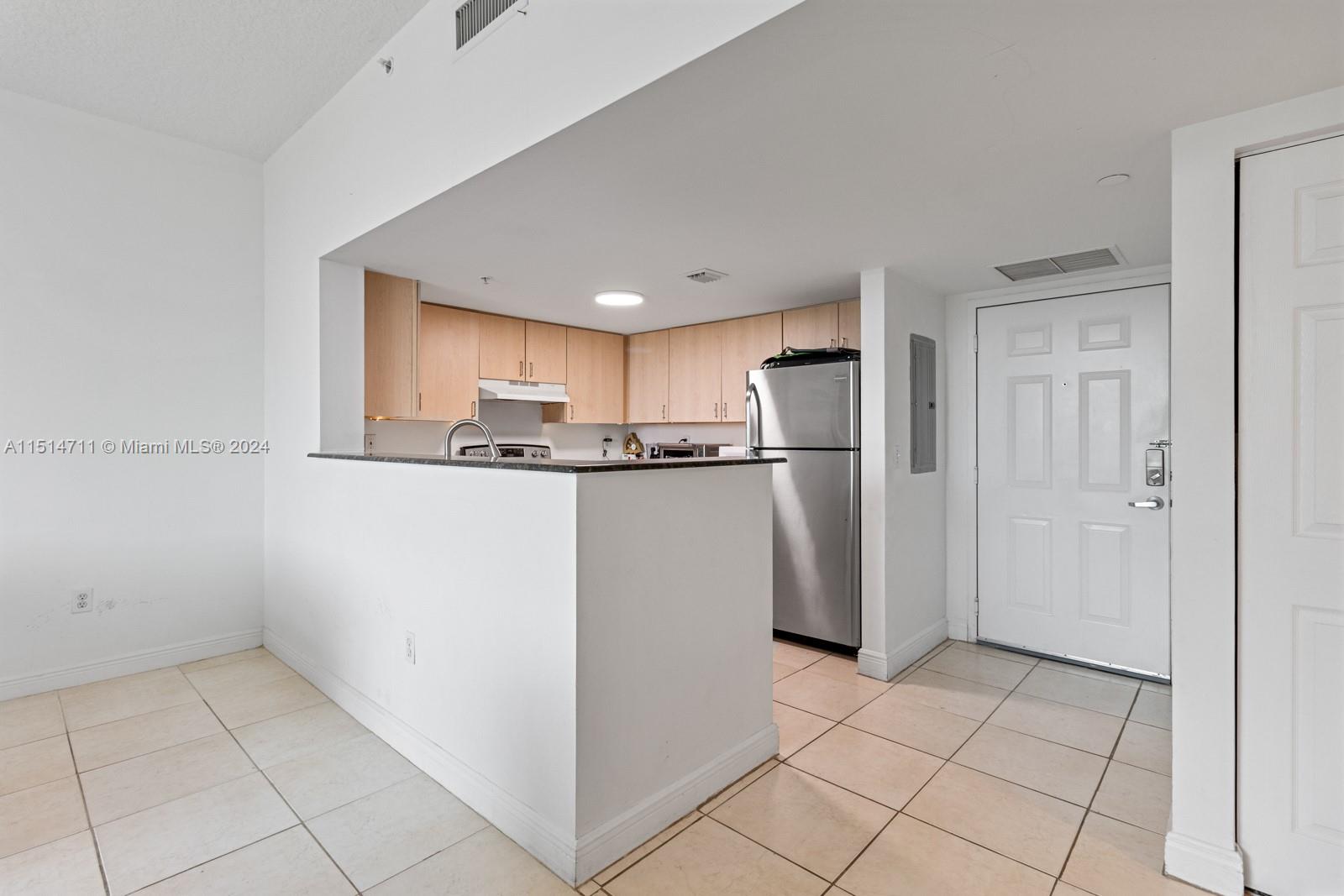 3000 Coral Way 409, Miami, Florida 33145, 1 Bedroom Bedrooms, ,1 BathroomBathrooms,Residential,For Sale,3000 Coral Way 409,A11514711