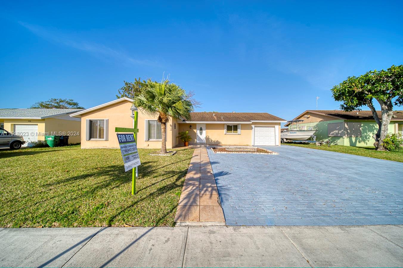 16330 SW 109th Ave  For Sale A11518023, FL