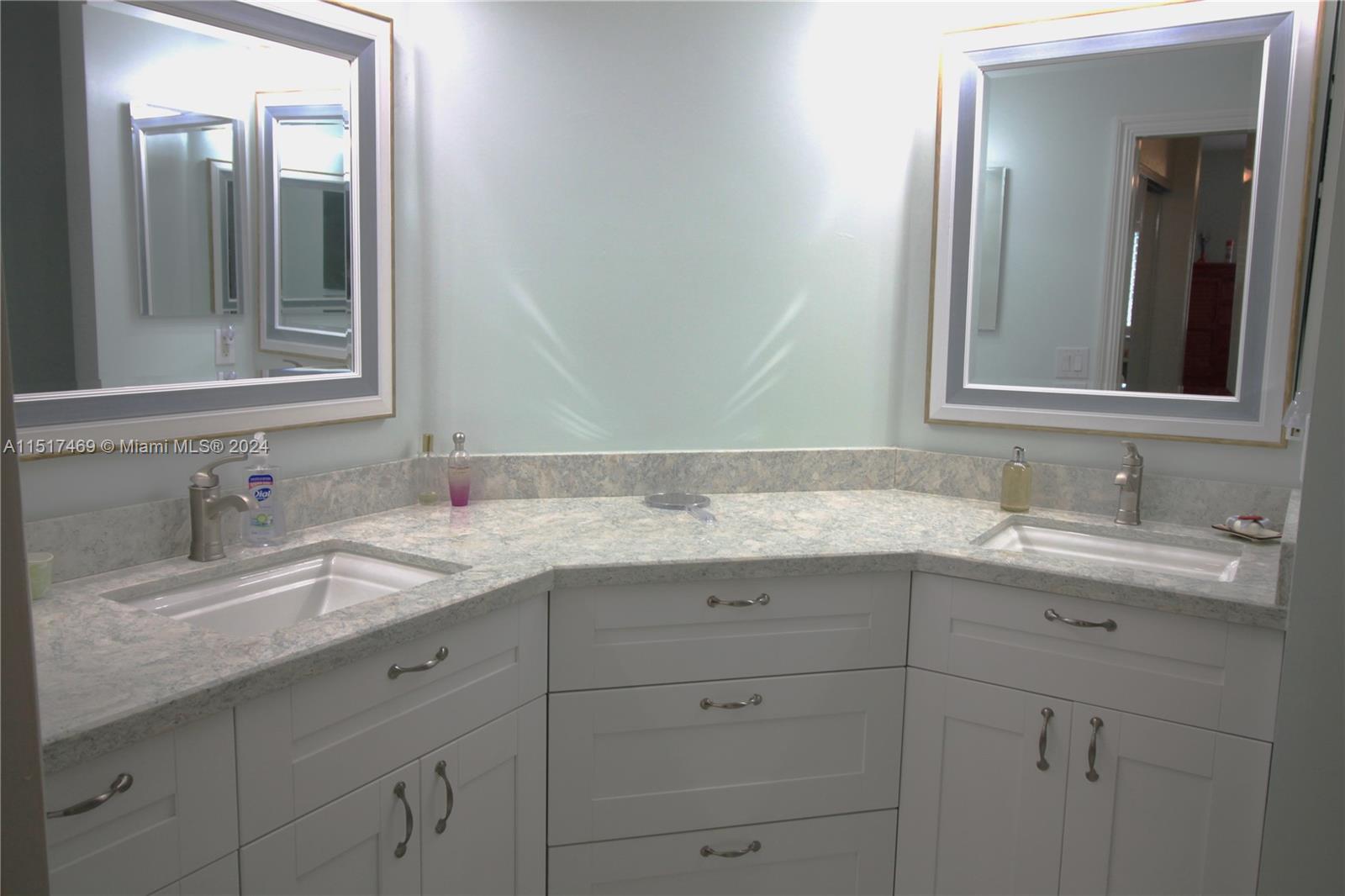 7739 Southampton Ter 312, Tamarac, Florida 33321, 2 Bedrooms Bedrooms, ,2 BathroomsBathrooms,Residential,For Sale,7739 Southampton Ter 312,A11517469