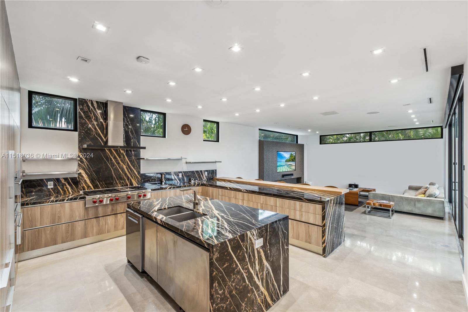 3462 171st St, North Miami Beach, FL, 33160 United States, 6 Bedrooms Bedrooms, ,7 BathroomsBathrooms,Residential,For Sale,171st St,A11518036