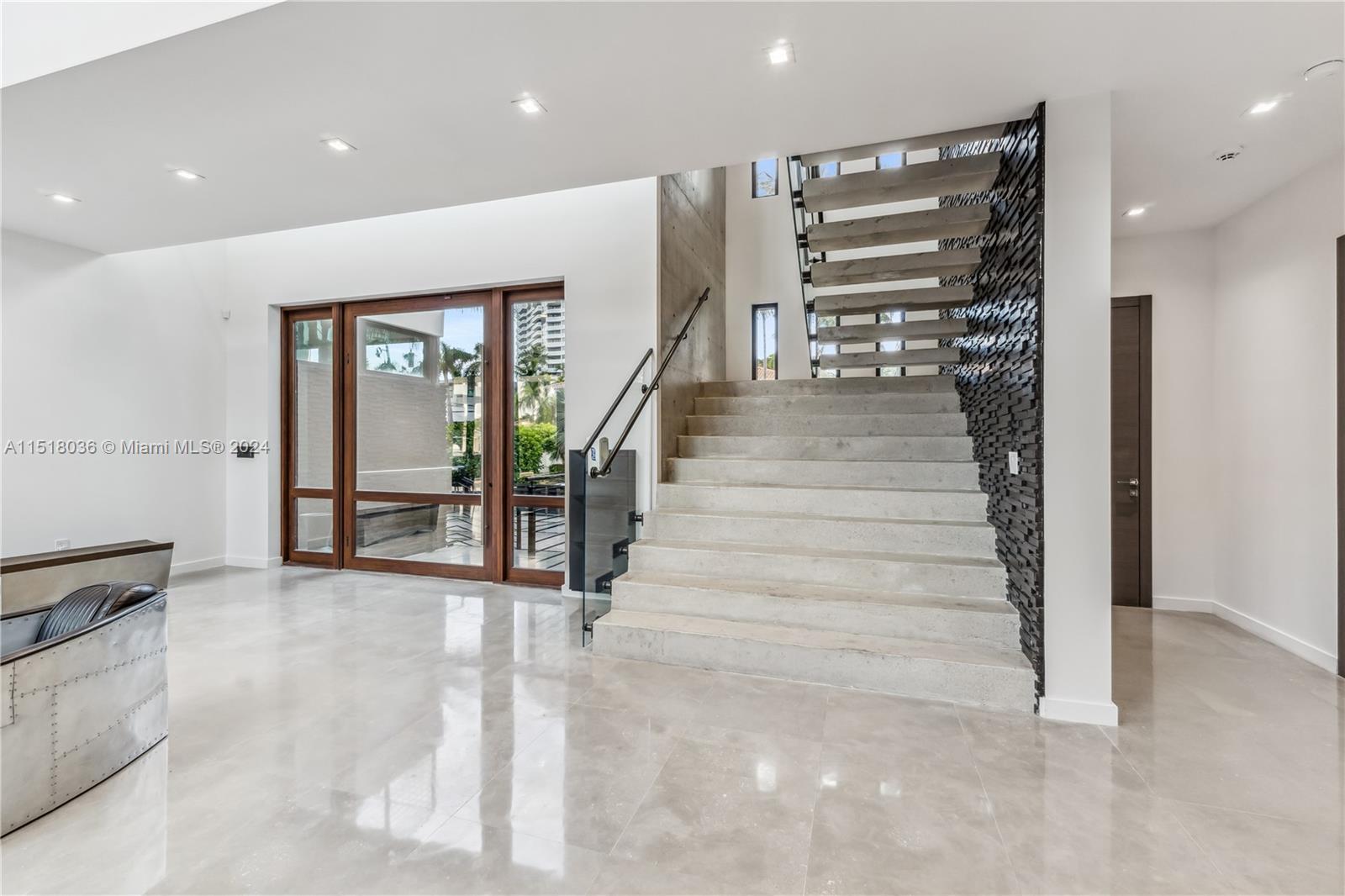 3462 171st St, North Miami Beach, FL, 33160 United States, 6 Bedrooms Bedrooms, ,7 BathroomsBathrooms,Residential,For Sale,171st St,A11518036