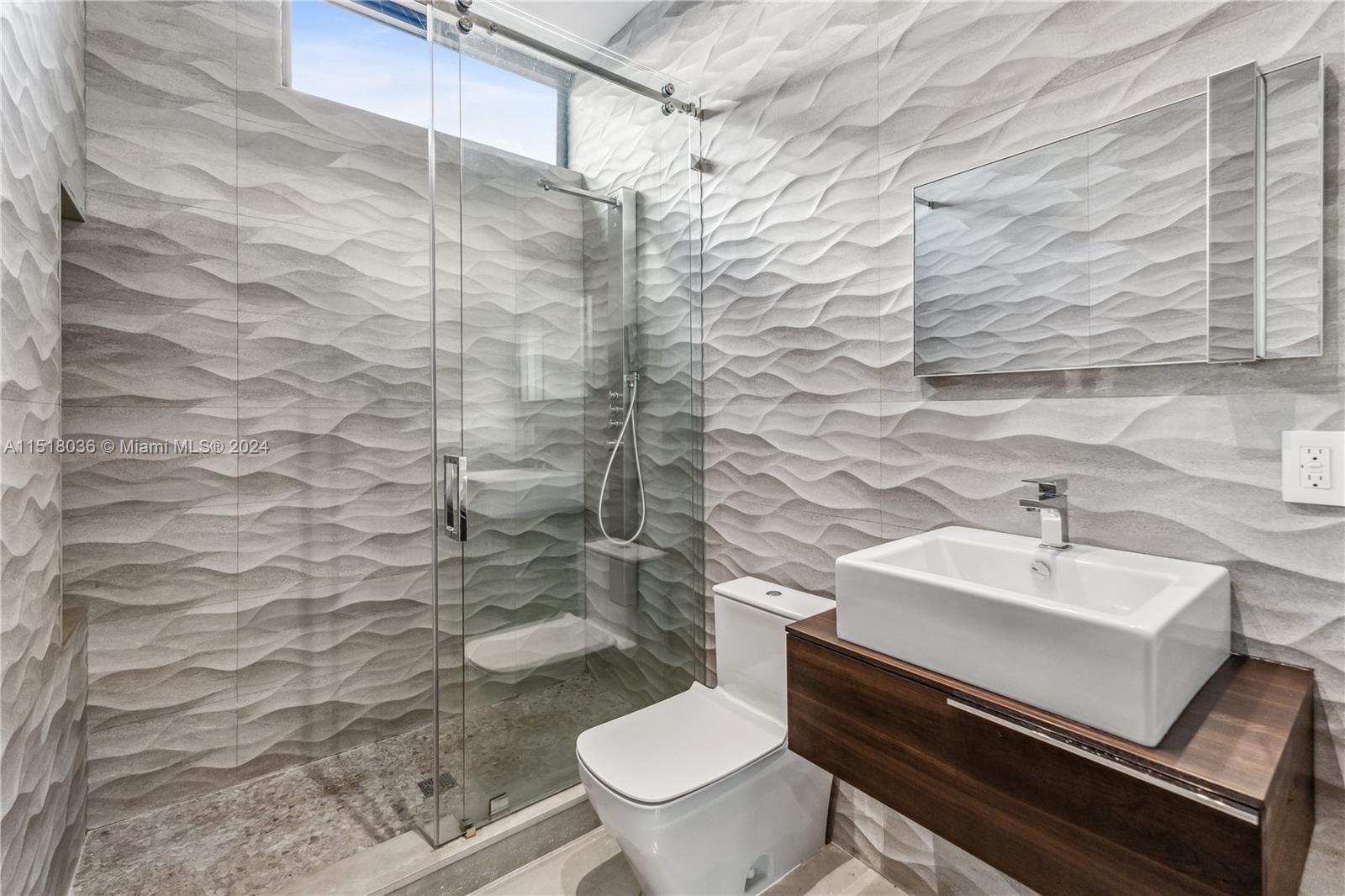 3462 171st St, North Miami Beach, FL, 33160 United States, 6 Bedrooms Bedrooms, ,7 BathroomsBathrooms,Residential,For Sale,171st St,A11518036