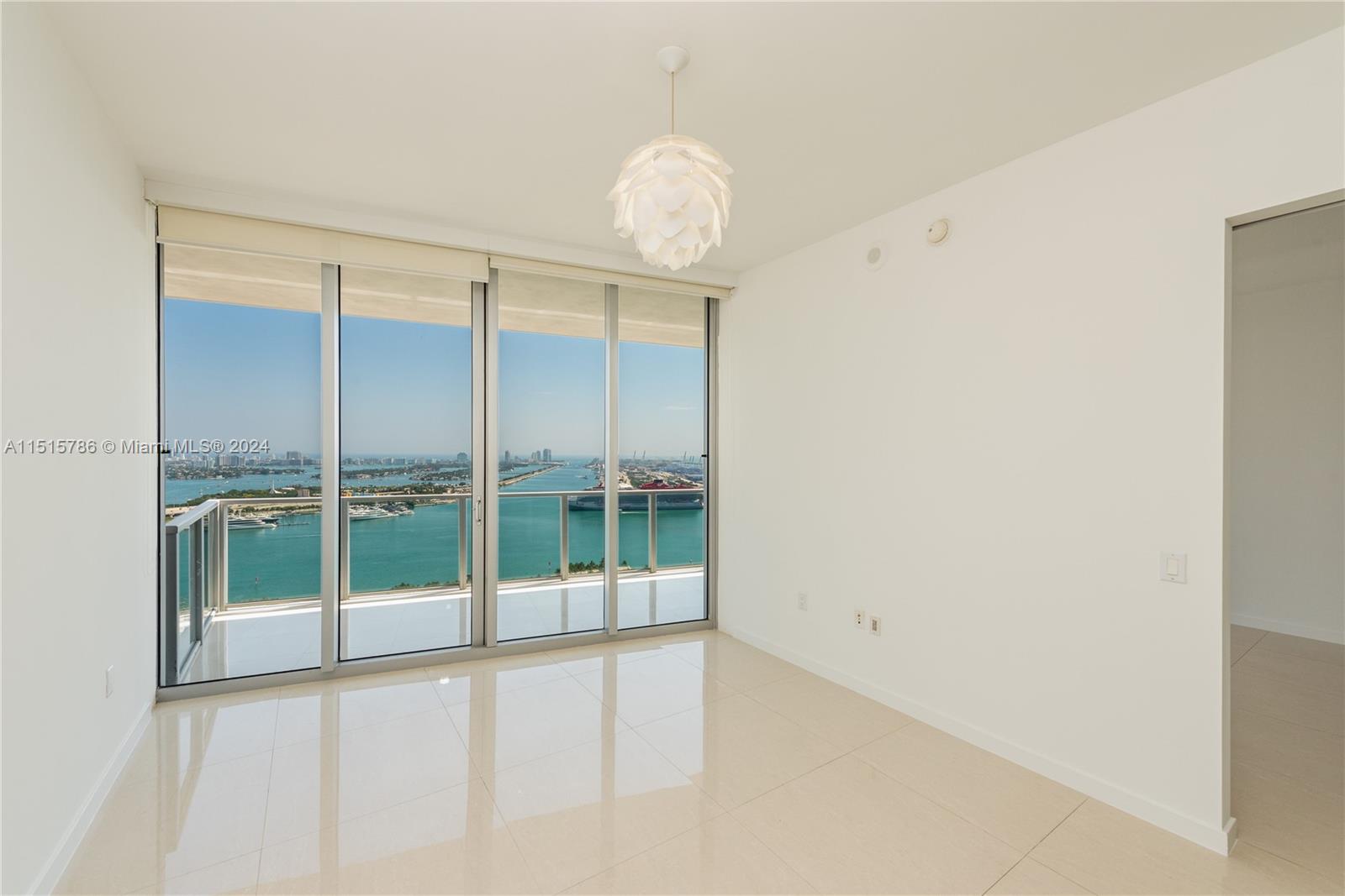 1100 Biscayne Blvd 3604, Miami, Florida 33132, 2 Bedrooms Bedrooms, ,2 BathroomsBathrooms,Residentiallease,For Rent,1100 Biscayne Blvd 3604,A11515786