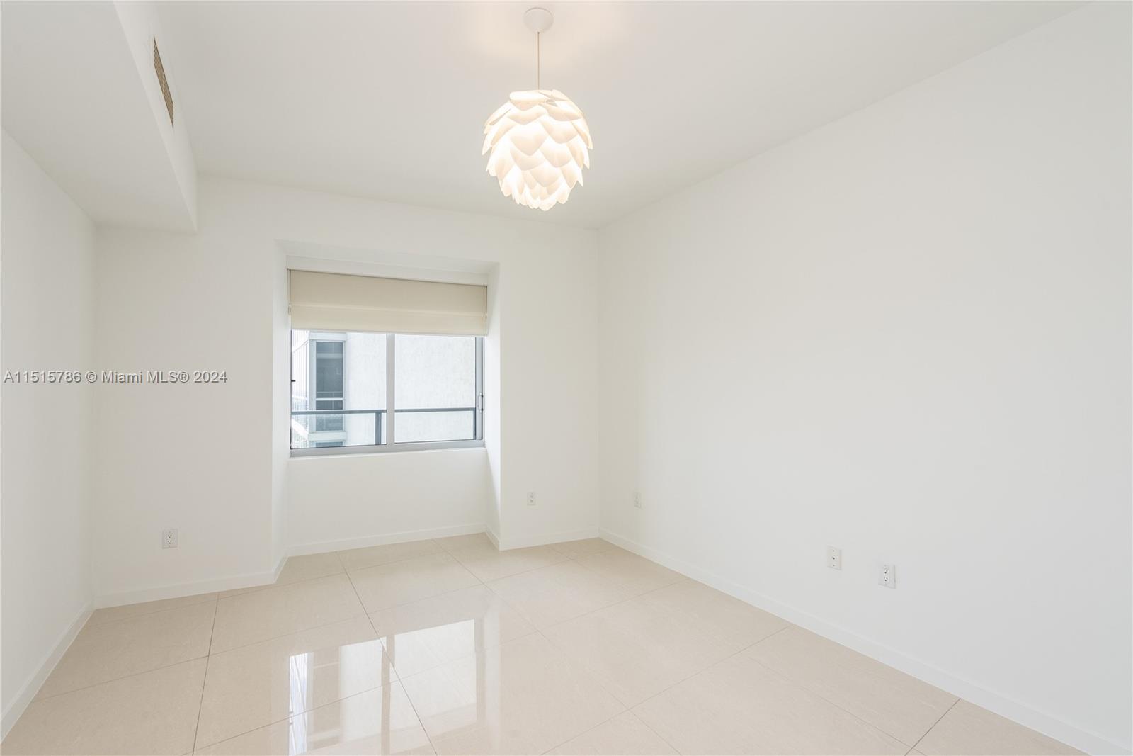 1100 Biscayne Blvd 3604, Miami, Florida 33132, 2 Bedrooms Bedrooms, ,2 BathroomsBathrooms,Residentiallease,For Rent,1100 Biscayne Blvd 3604,A11515786