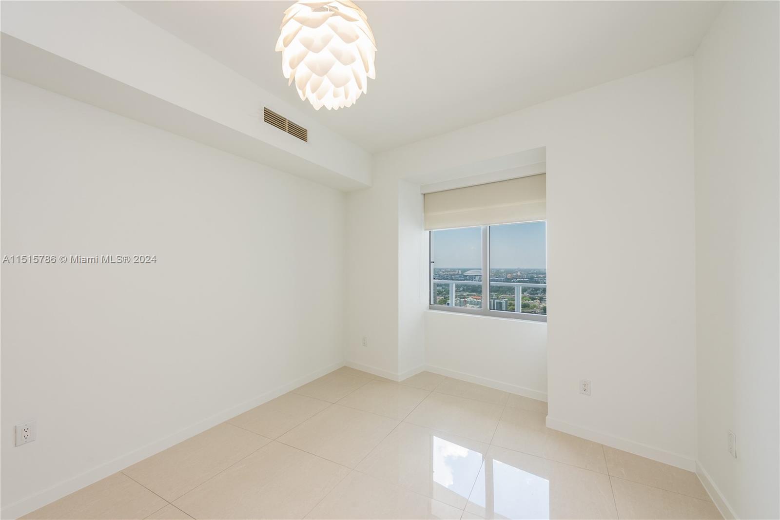 1100 Biscayne Blvd 3604, Miami, Florida 33132, 2 Bedrooms Bedrooms, ,2 BathroomsBathrooms,Residentiallease,For Rent,1100 Biscayne Blvd 3604,A11515786