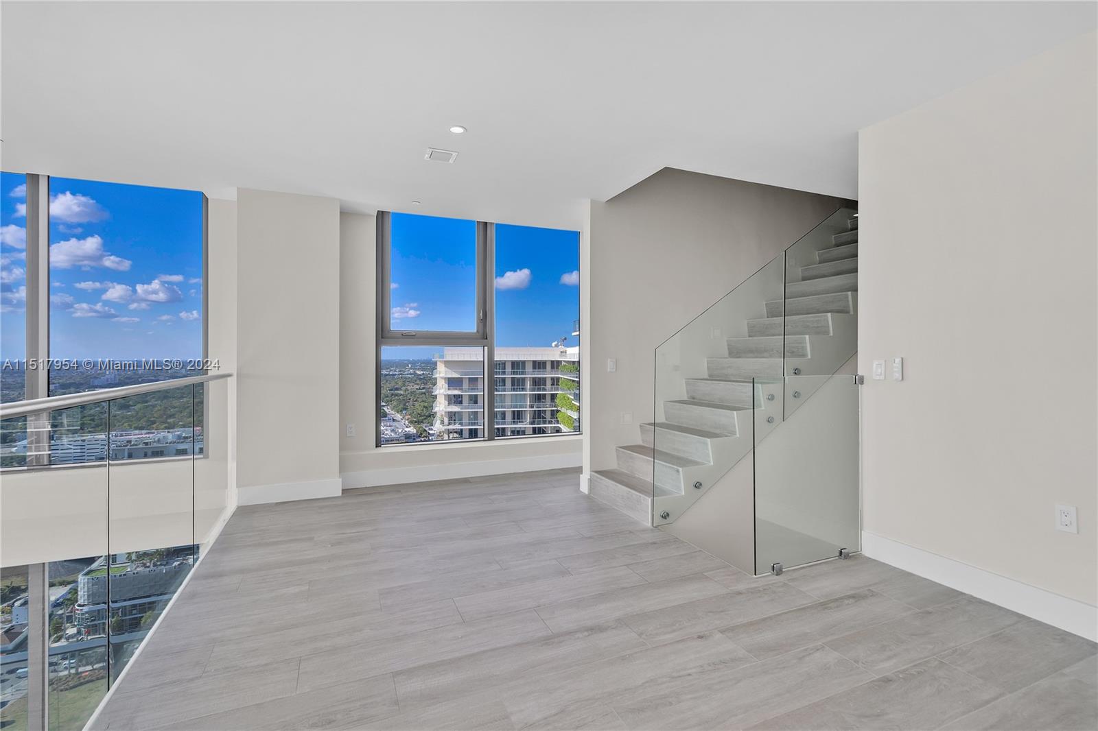 121 NE 34th St PH3217, Miami, Florida 33137, 4 Bedrooms Bedrooms, ,4 BathroomsBathrooms,Residentiallease,For Rent,121 NE 34th St PH3217,A11517954