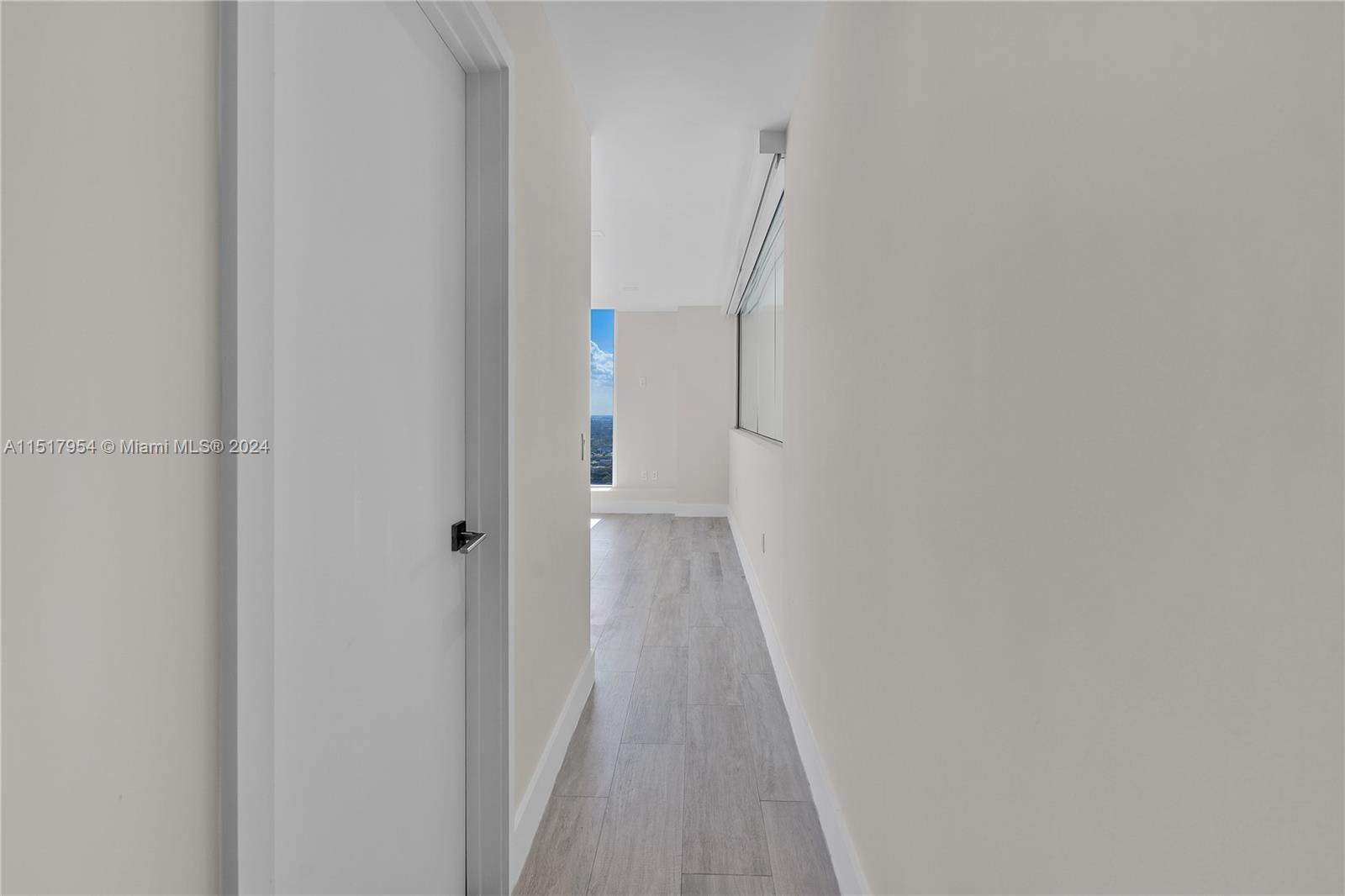 121 NE 34th St PH3217, Miami, Florida 33137, 4 Bedrooms Bedrooms, ,4 BathroomsBathrooms,Residentiallease,For Rent,121 NE 34th St PH3217,A11517954