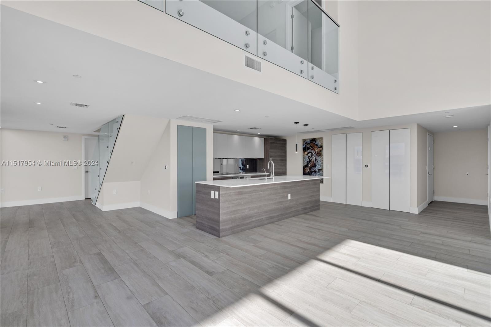 121 NE 34th St PH3217, Miami, Florida 33137, 4 Bedrooms Bedrooms, ,4 BathroomsBathrooms,Residentiallease,For Rent,121 NE 34th St PH3217,A11517954