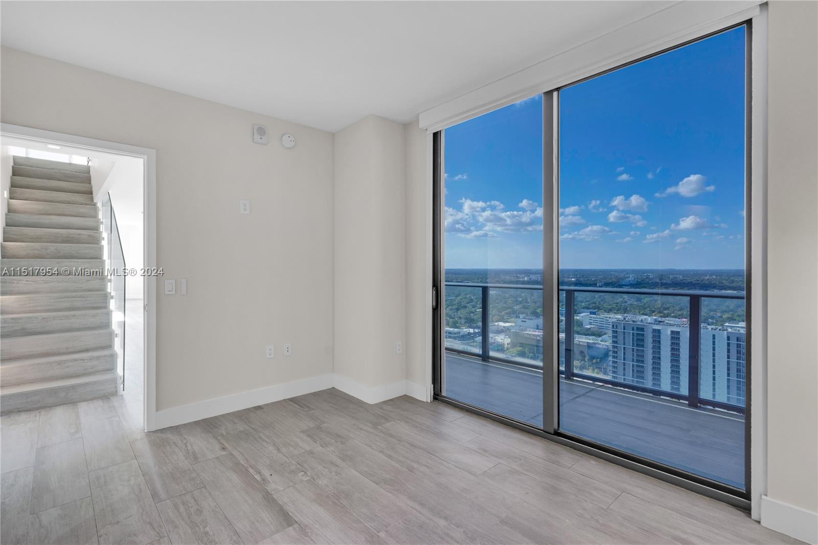 121 NE 34th St PH3217, Miami, Florida 33137, 4 Bedrooms Bedrooms, ,4 BathroomsBathrooms,Residentiallease,For Rent,121 NE 34th St PH3217,A11517954