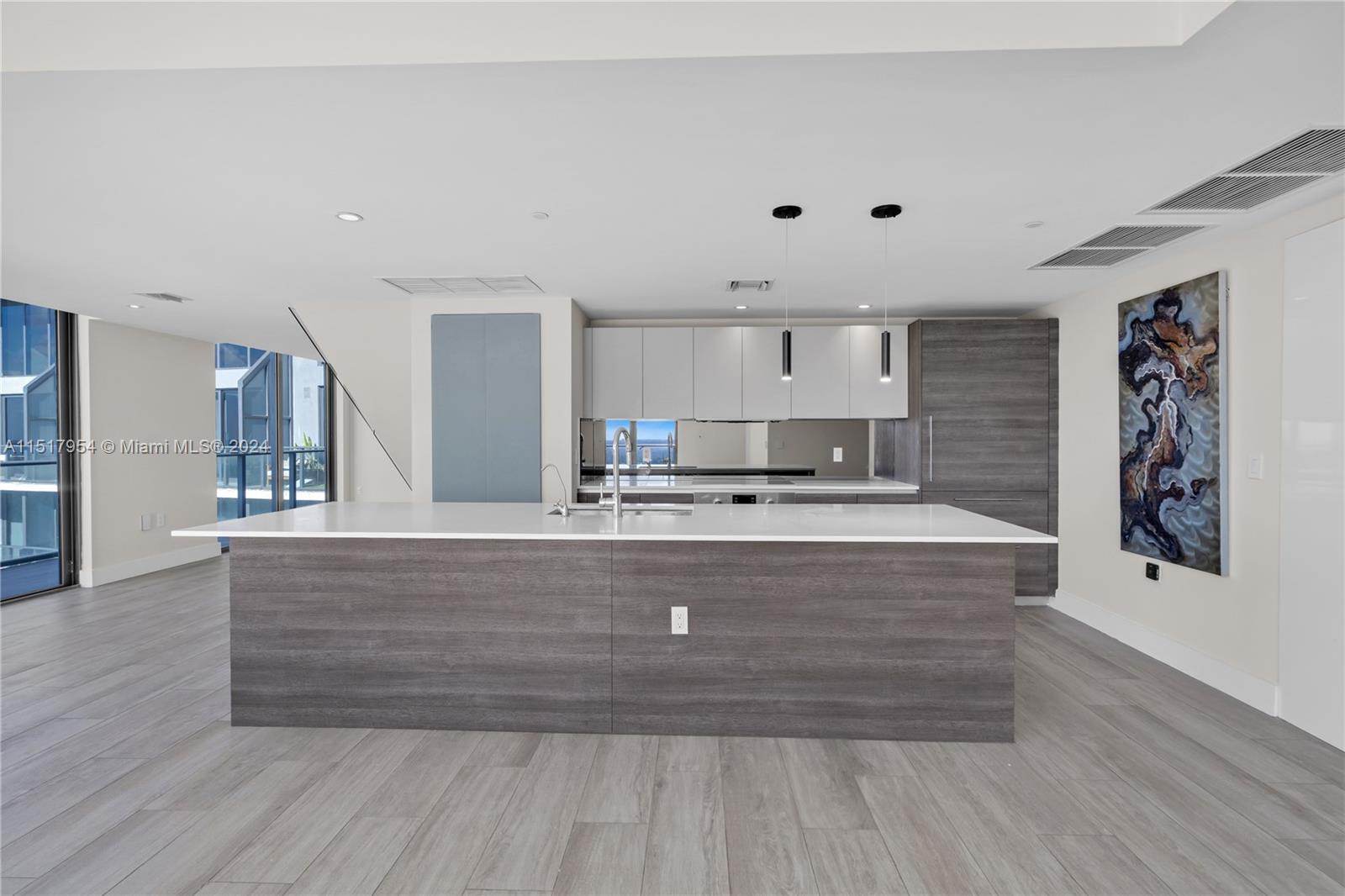 121 NE 34th St PH3217, Miami, Florida 33137, 4 Bedrooms Bedrooms, ,4 BathroomsBathrooms,Residentiallease,For Rent,121 NE 34th St PH3217,A11517954