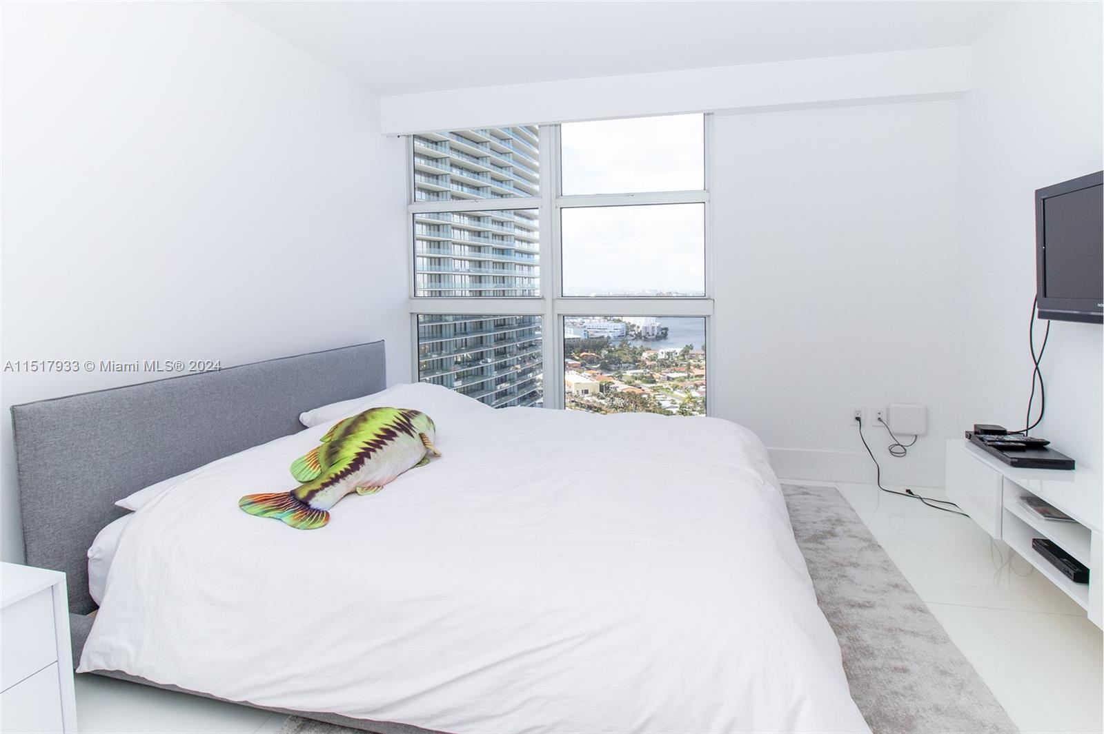 19111 Collins Ave, Sunny Isles Beach, FL, 33160 United States, 3 Bedrooms Bedrooms, ,3 BathroomsBathrooms,Residential,For Sale,Collins Ave,A11517933