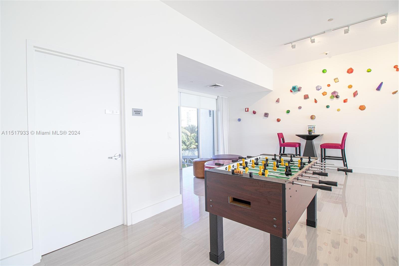 19111 Collins Ave, Sunny Isles Beach, FL, 33160 United States, 3 Bedrooms Bedrooms, ,3 BathroomsBathrooms,Residential,For Sale,Collins Ave,A11517933