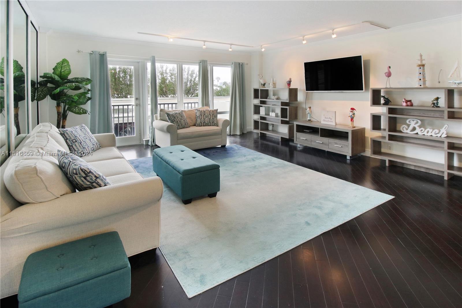 340 Sunset Dr 306, Fort Lauderdale, Florida 33301, 2 Bedrooms Bedrooms, ,2 BathroomsBathrooms,Residential,For Sale,340 Sunset Dr 306,A11516659