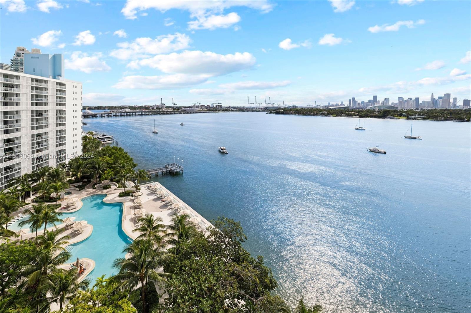 910 West Ave 1533, Miami Beach, Florida 33139, 1 Bedroom Bedrooms, ,1 BathroomBathrooms,Residentiallease,For Rent,910 West Ave 1533,A11518068