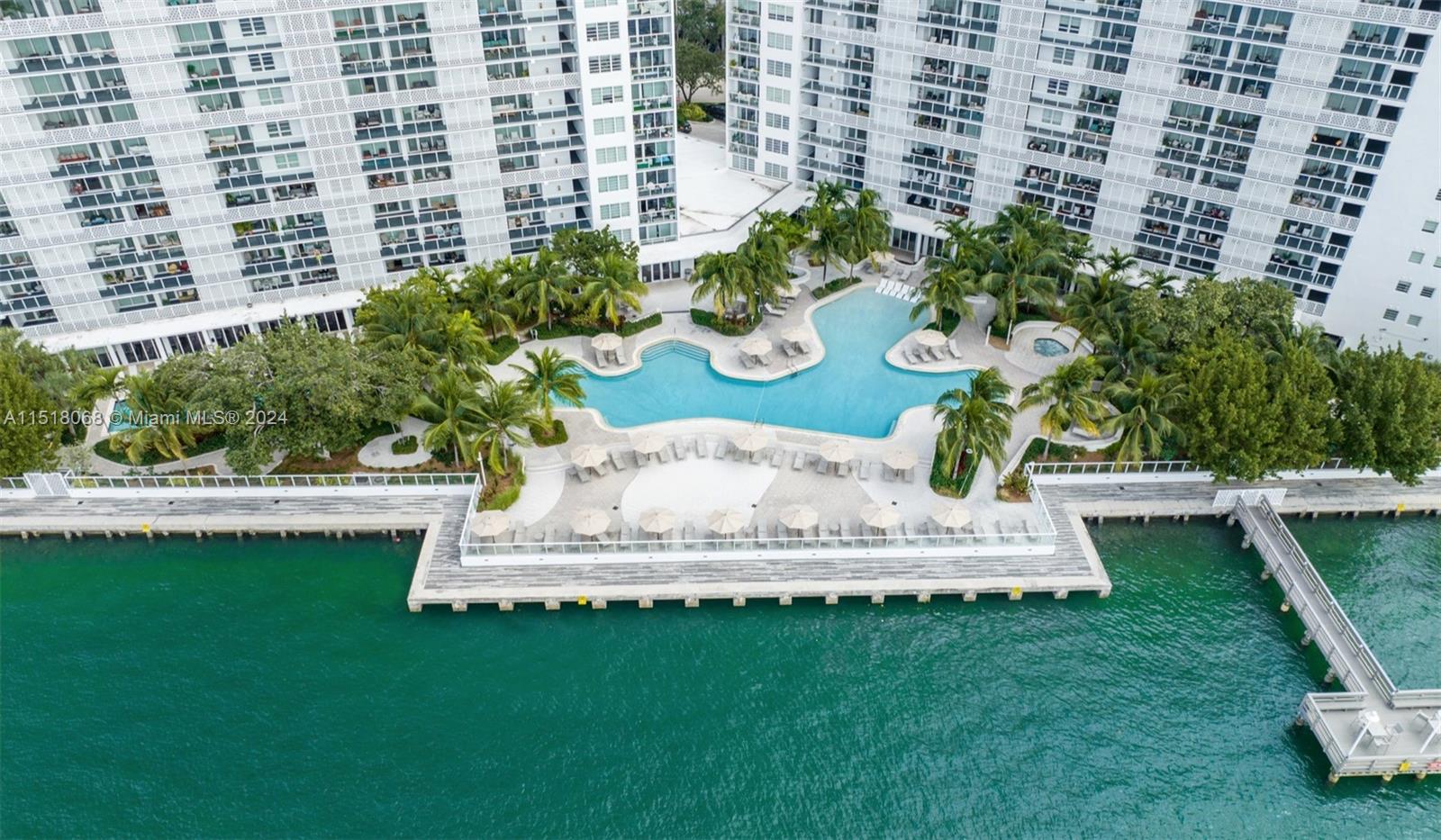 910 West Ave 1533, Miami Beach, Florida 33139, 1 Bedroom Bedrooms, ,1 BathroomBathrooms,Residentiallease,For Rent,910 West Ave 1533,A11518068