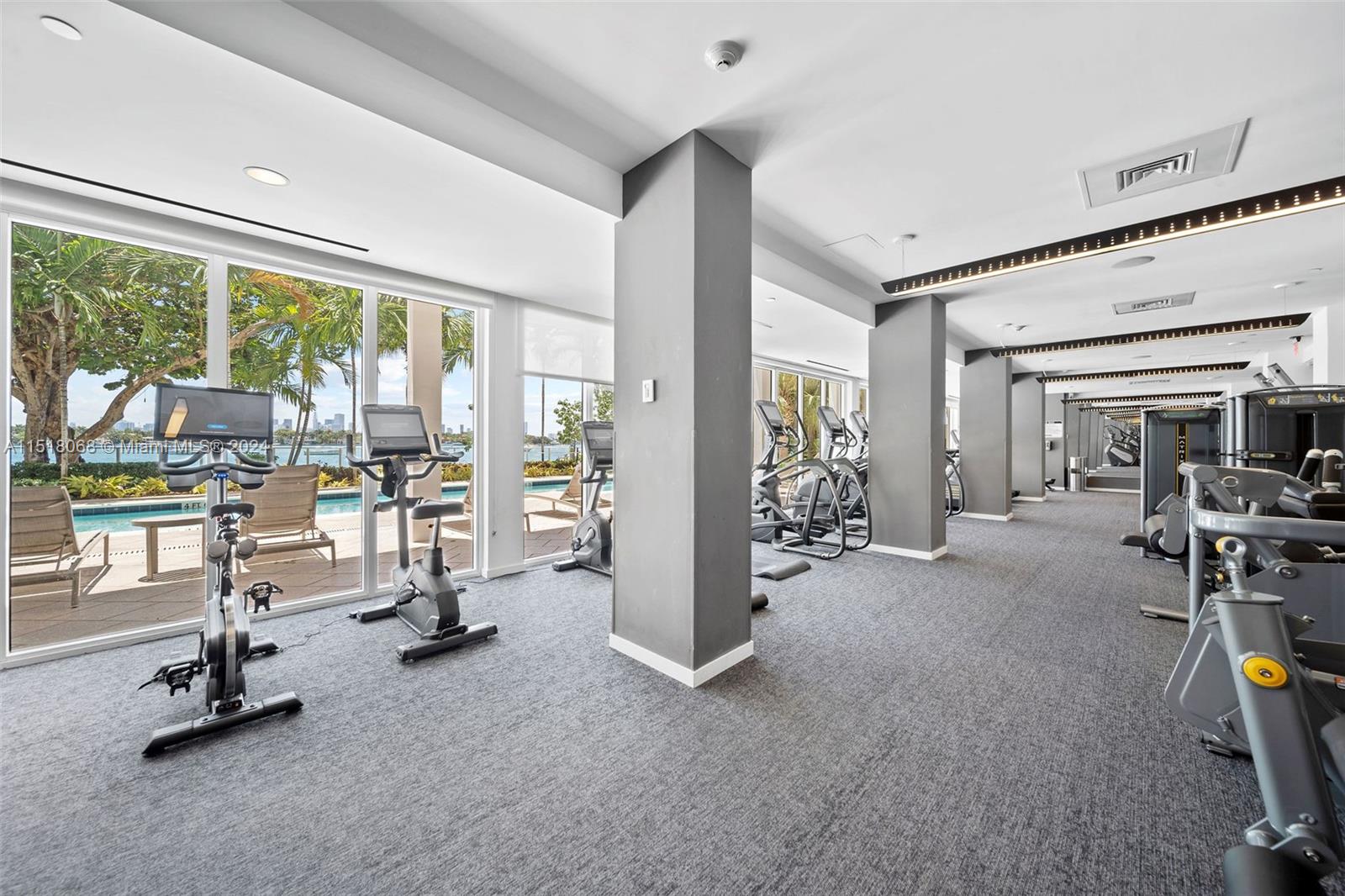 910 West Ave 1533, Miami Beach, Florida 33139, 1 Bedroom Bedrooms, ,1 BathroomBathrooms,Residentiallease,For Rent,910 West Ave 1533,A11518068