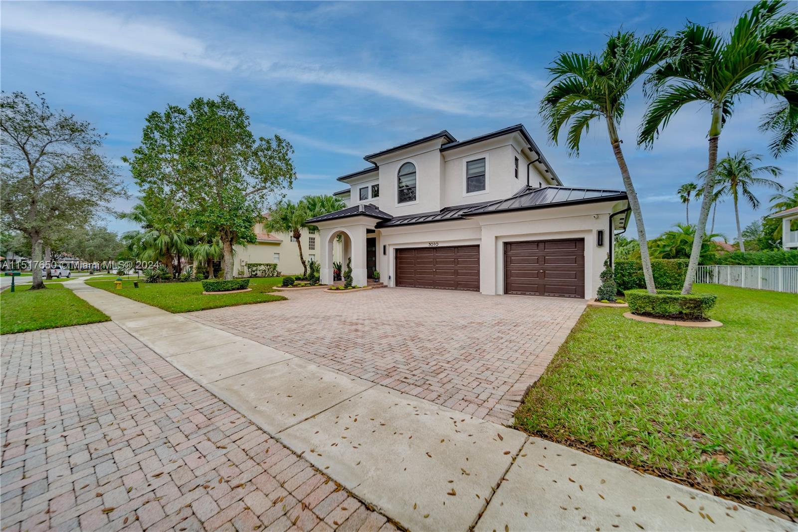 3010 SW 192nd Ave, Miramar, FL 33029, 4 Bedrooms Bedrooms, ,4 BathroomsBathrooms,Residential,For Sale,192nd Ave,A11517650